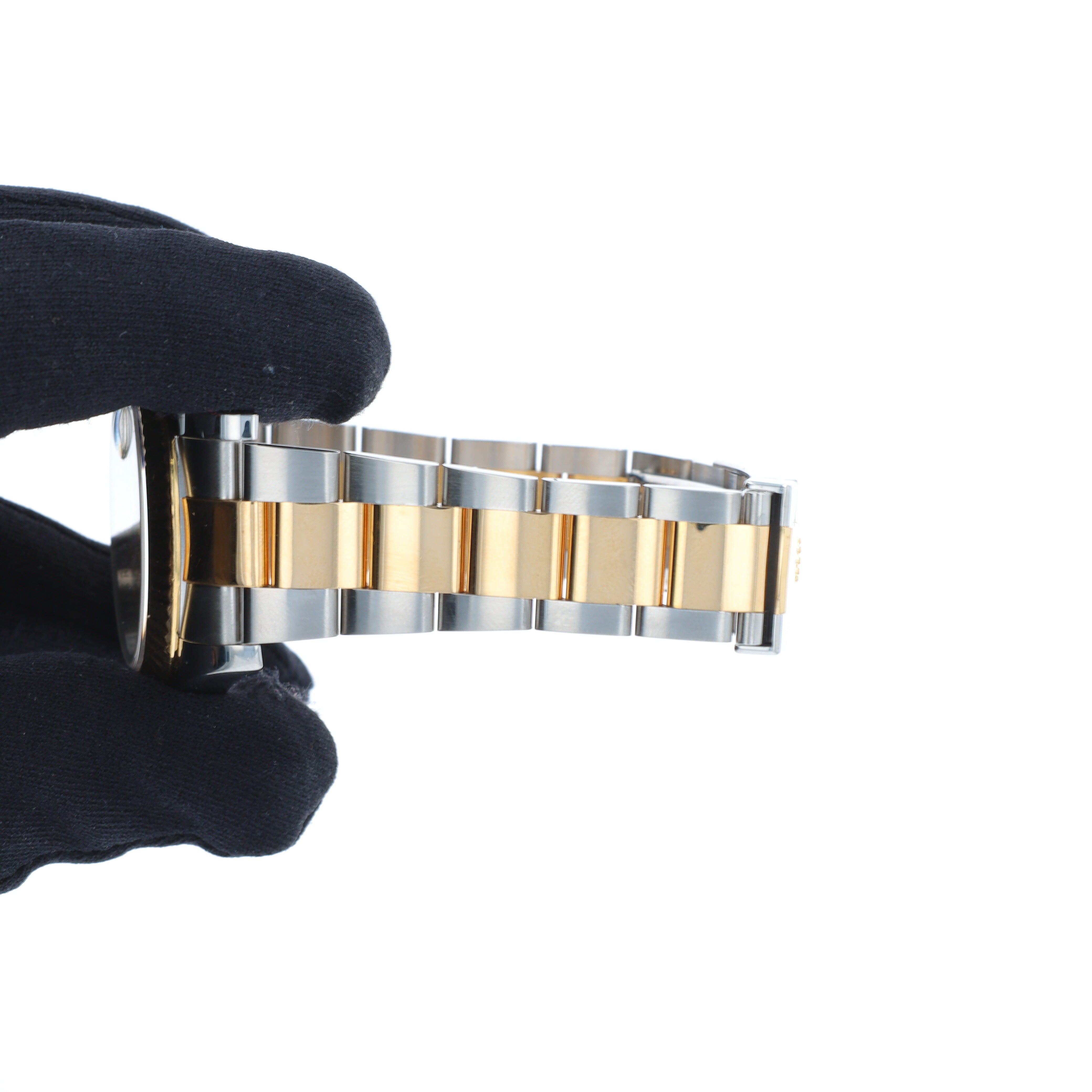 B&P Rolex Datejust 116333 41mm Champagne Luminous Index Dial Fluted Bezel Oyster Band - Luxuriant Concierge