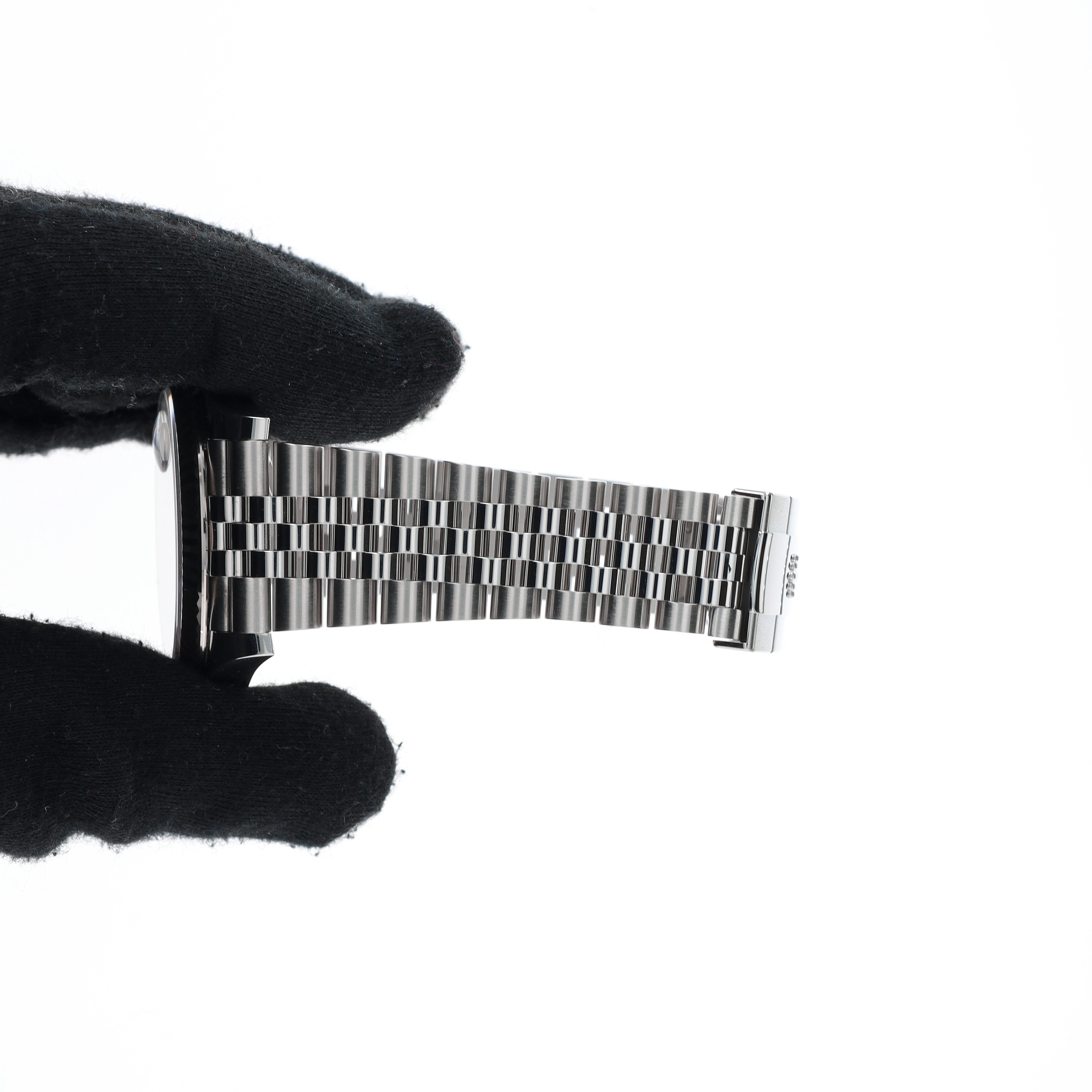 B&P Rolex Datejust 40 126334 41mm Black Luminous Dial Fluted Bezel Oyster Band - Luxuriant Concierge