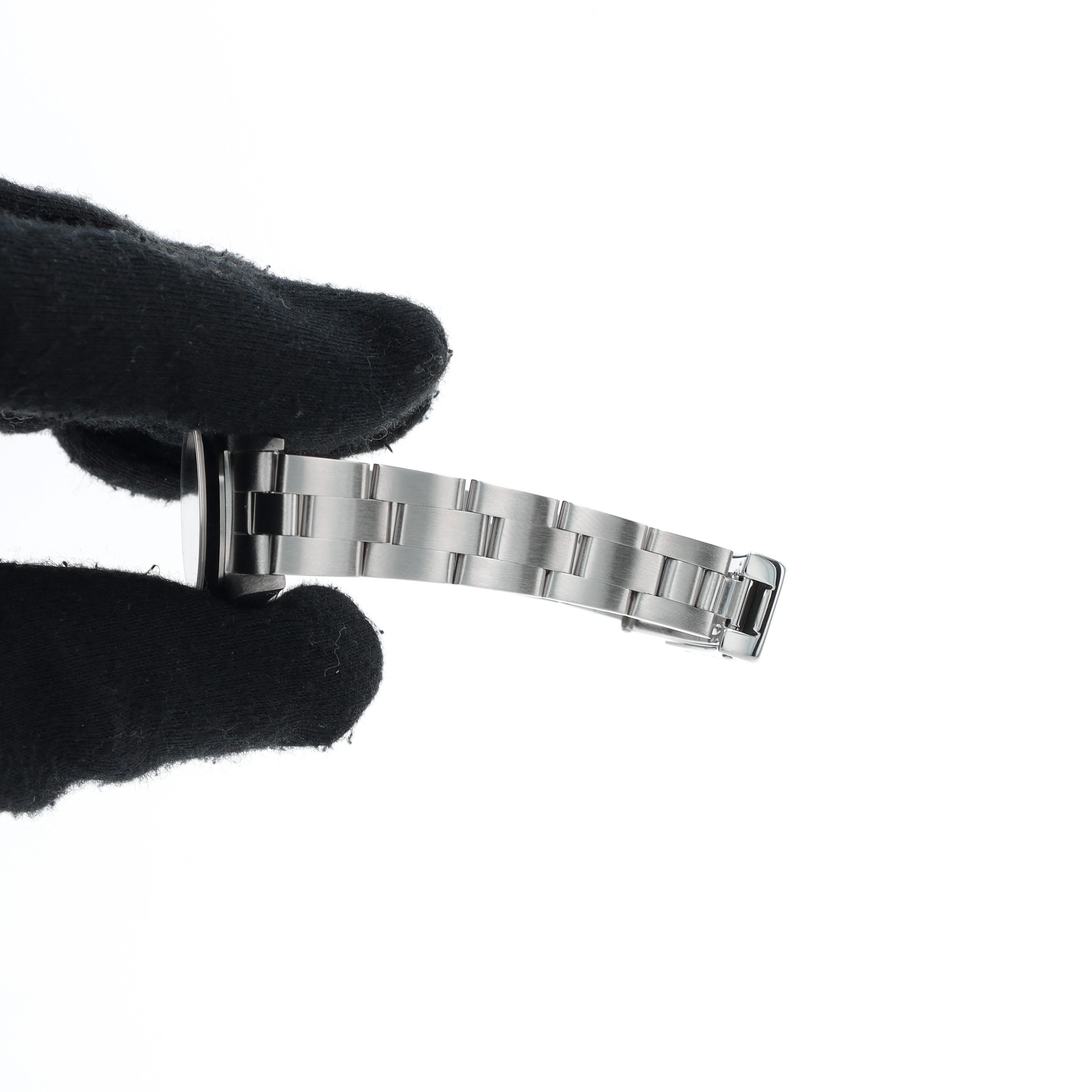 Rolex Oyster Perpetual 67180 26mm Black Luminous & Arabic Dial Smooth Bezel Oyster Band