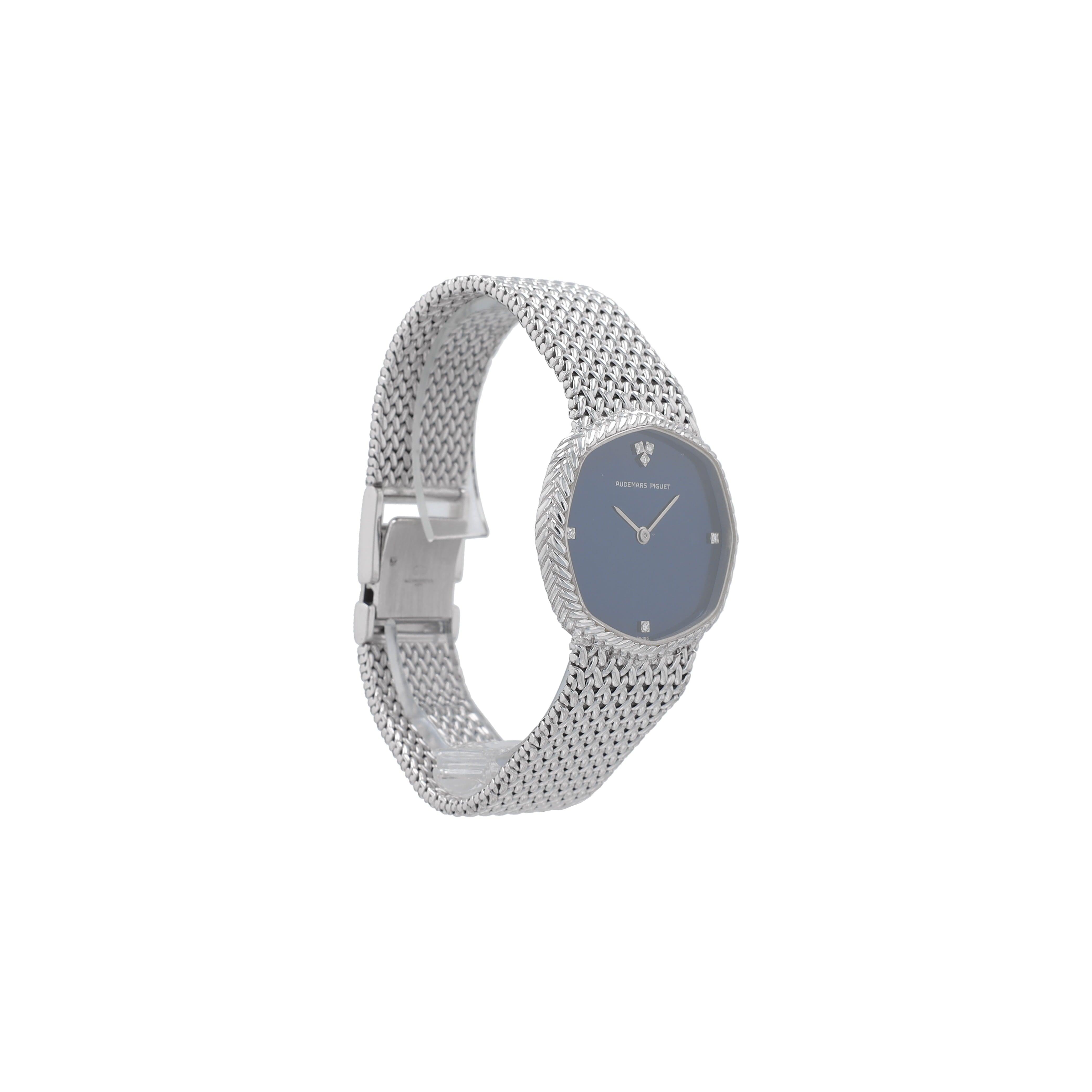AUDEMARS PIGUET, Octagonal, Mid-Size, 18KW Black, Integrated bracelet (white gold) - Luxuriant Concierge