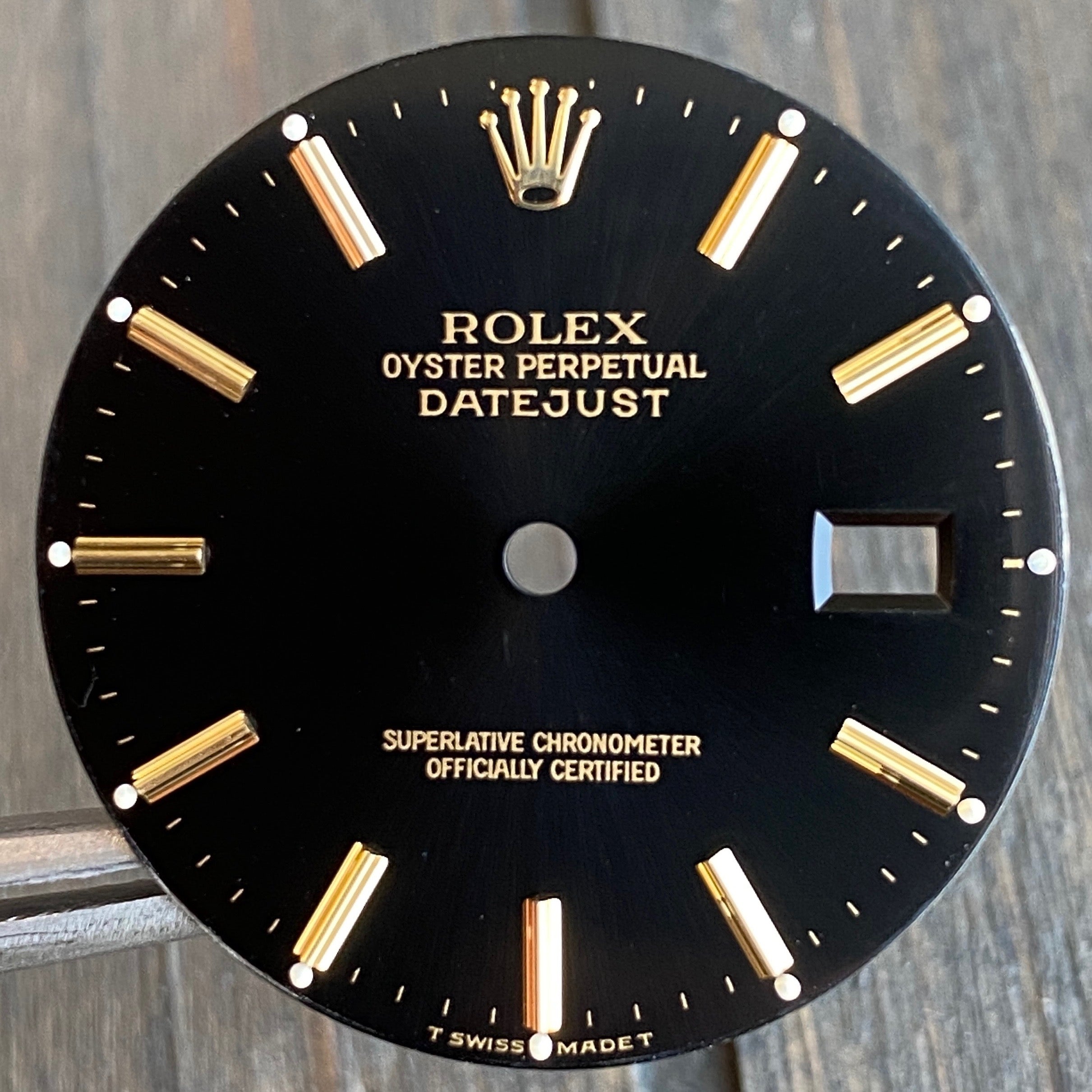 Original Rolex Datejust Black Index Dial 36mm Two-Tone - Quickset Movement - luxuriantconcierge
