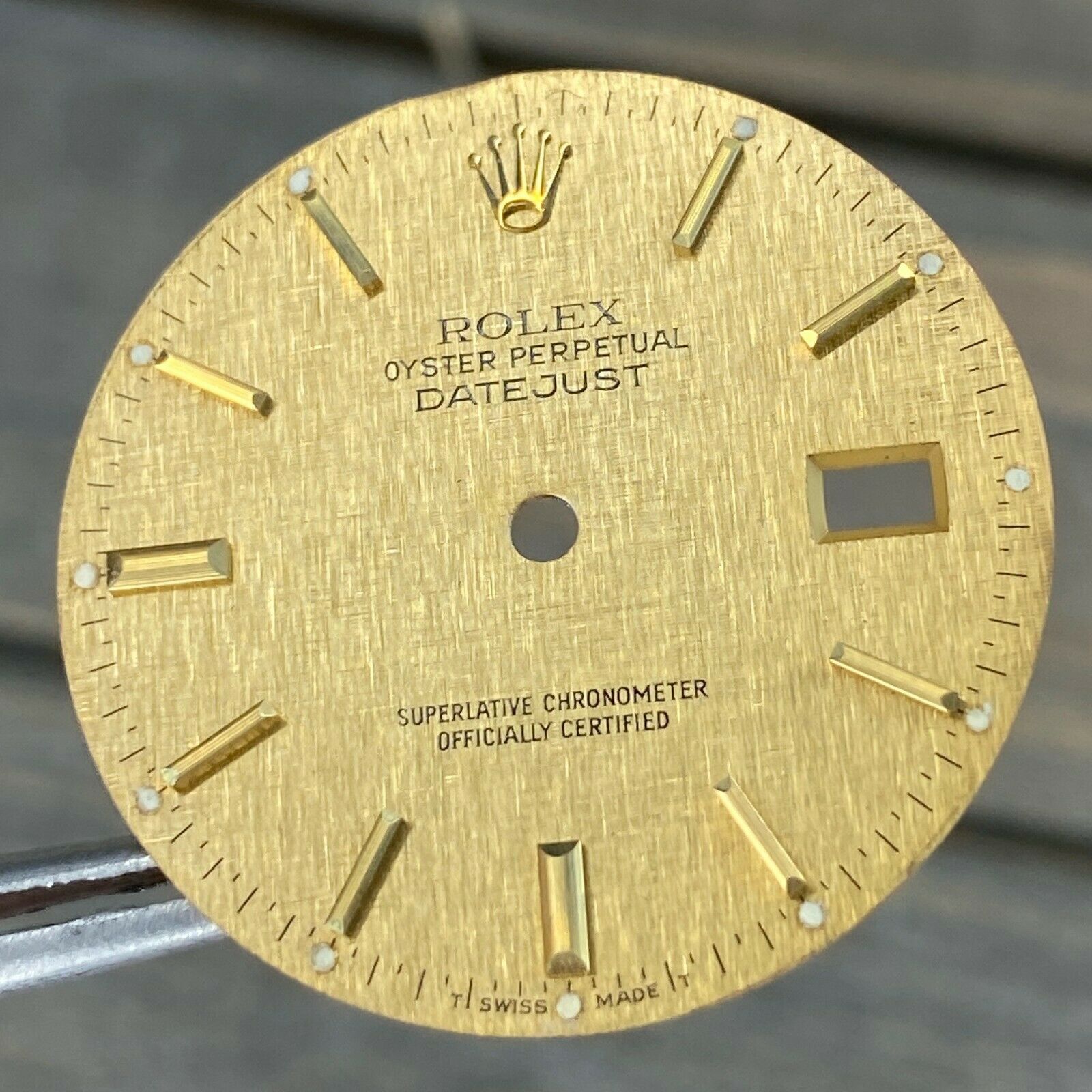 Original Rolex Champagne Linen Dial Index Marker w/ 6 & 9 Fat Marker Dial - luxuriantconcierge