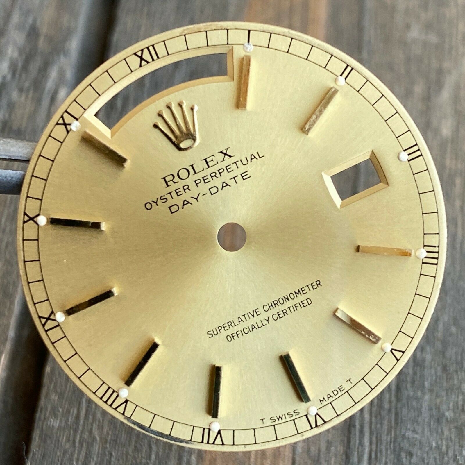Original Rolex Day-Date 18K Yellow Gold Champagne Index w/ Roman Track Dial 36mm - luxuriantconcierge