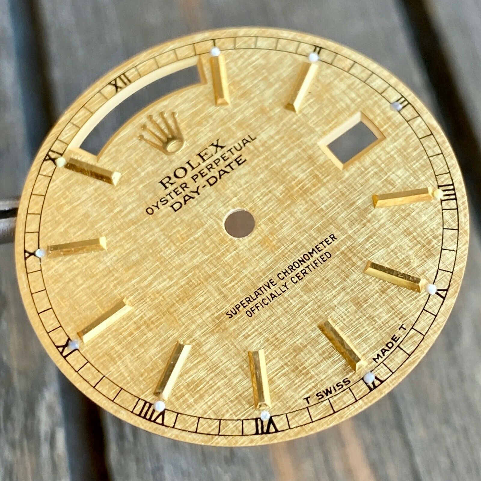 Original Rolex RARE Day-Date 18K Yellow Champagne Linen Index Dial - luxuriantconcierge