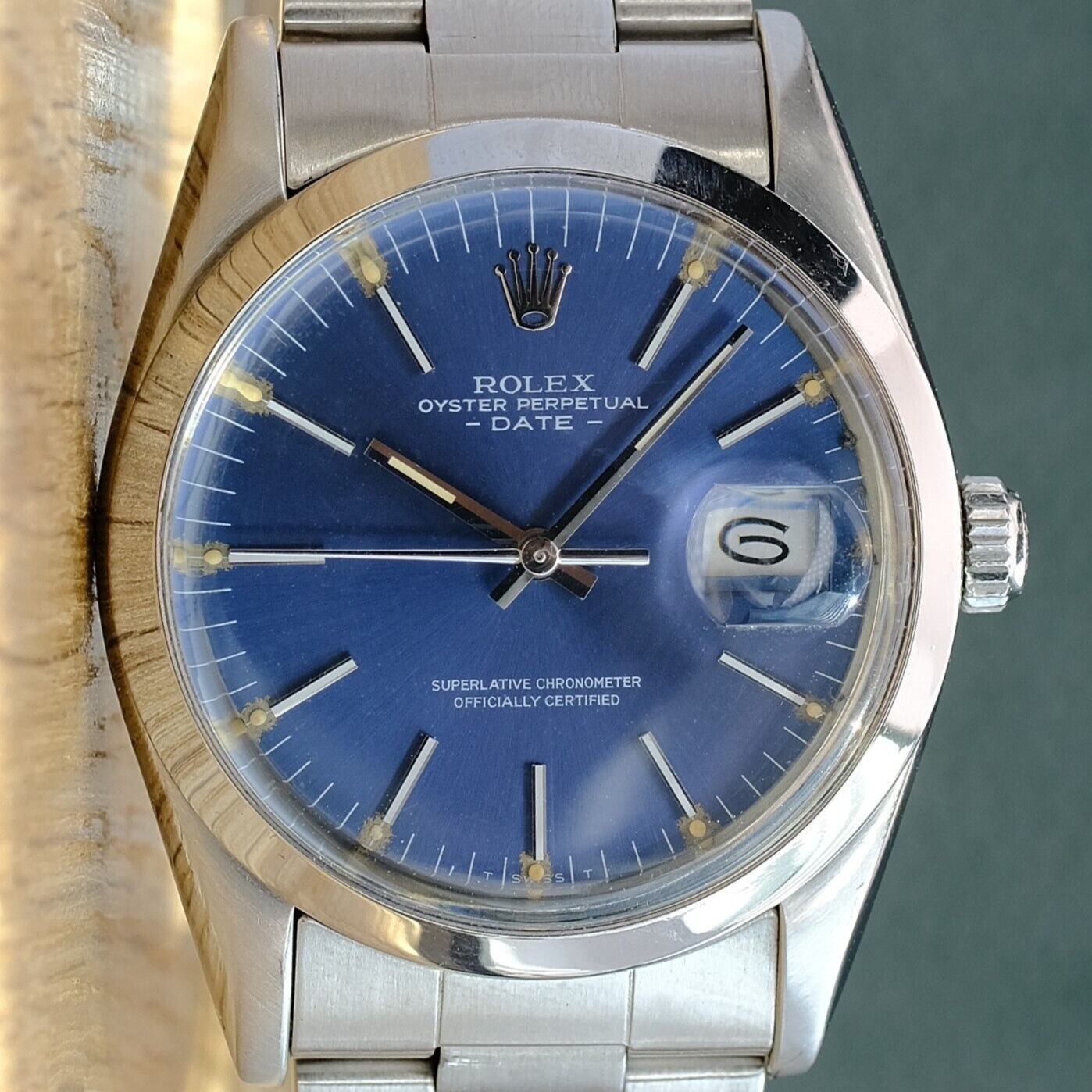 ROLEX DATE BLUE INDEX DIAL STEEL OYSTER WATCH 1500 BOX&PAPER - Luxuriant Concierge