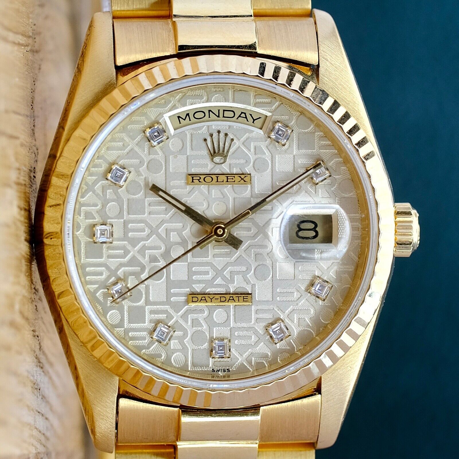 Rolex Day-Date Silver Jubilee Diamond Dial President 18238 - Luxuriant Concierge