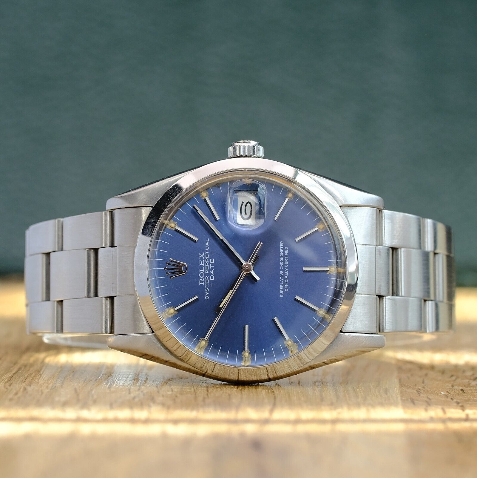 ROLEX DATE BLUE INDEX DIAL STEEL OYSTER WATCH 1500 BOX&PAPER - Luxuriant Concierge