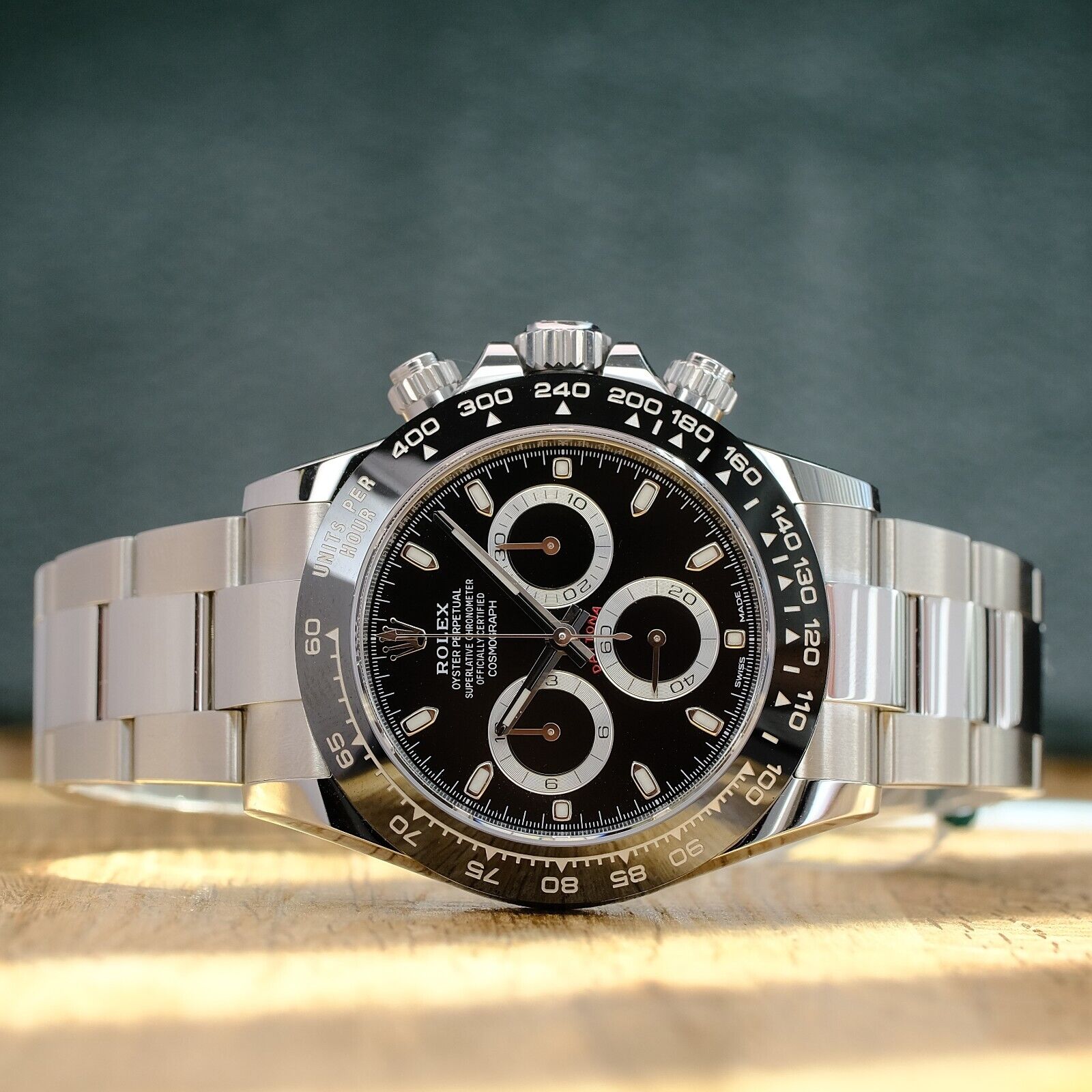 Rolex Daytona Black Dial Oyster Band 116500 - Luxuriant Concierge