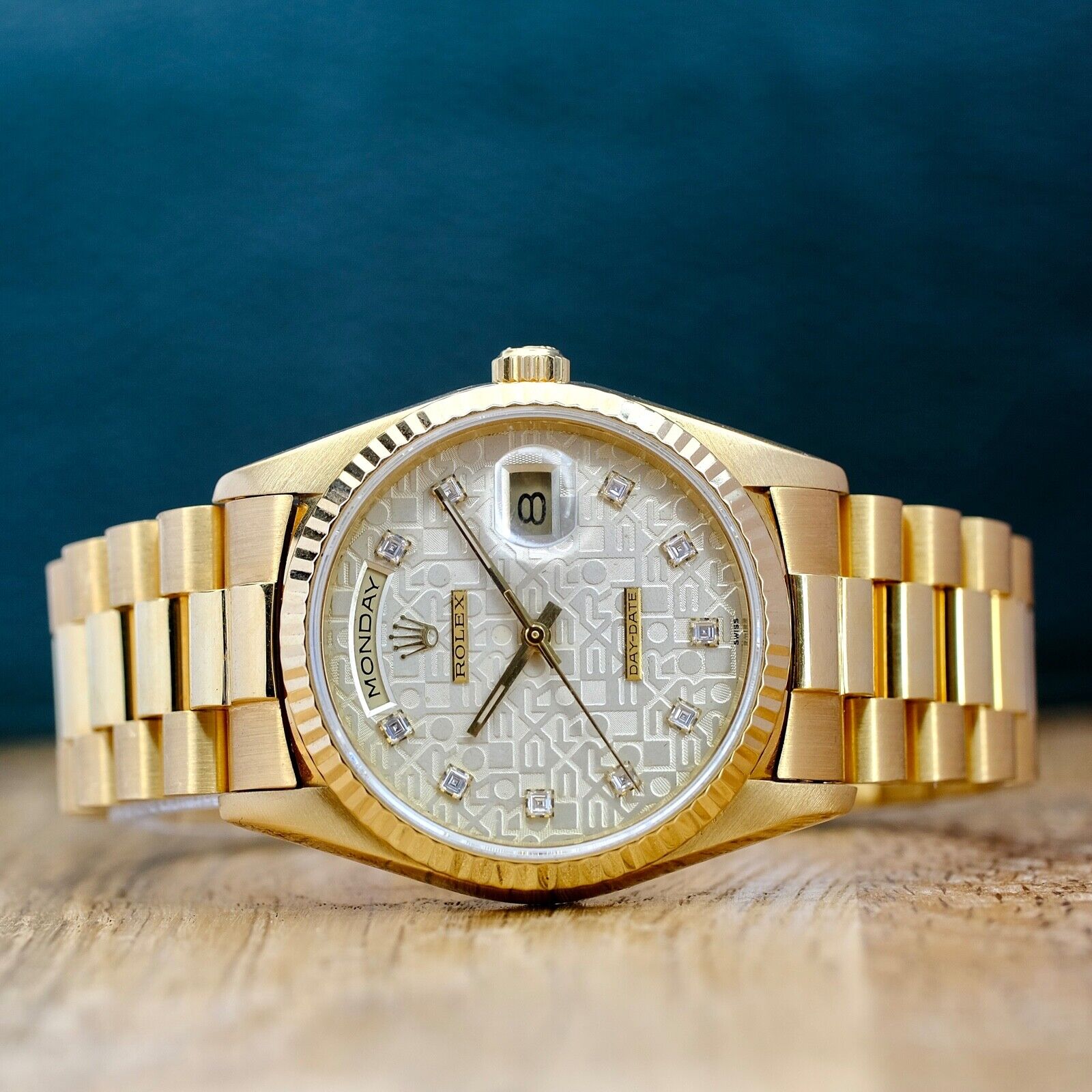 Rolex Day-Date Silver Jubilee Diamond Dial President 18238 - Luxuriant Concierge