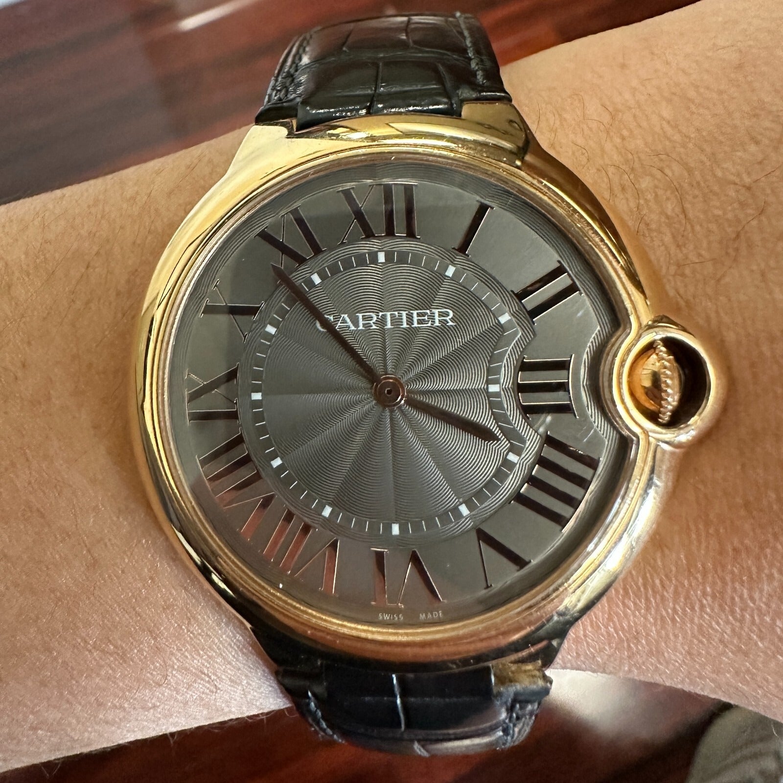 Cartier Ballon Blue W6920089 18K Solid Rose Gold Roman Dial Unisex 40mm Watch - Luxuriant Concierge