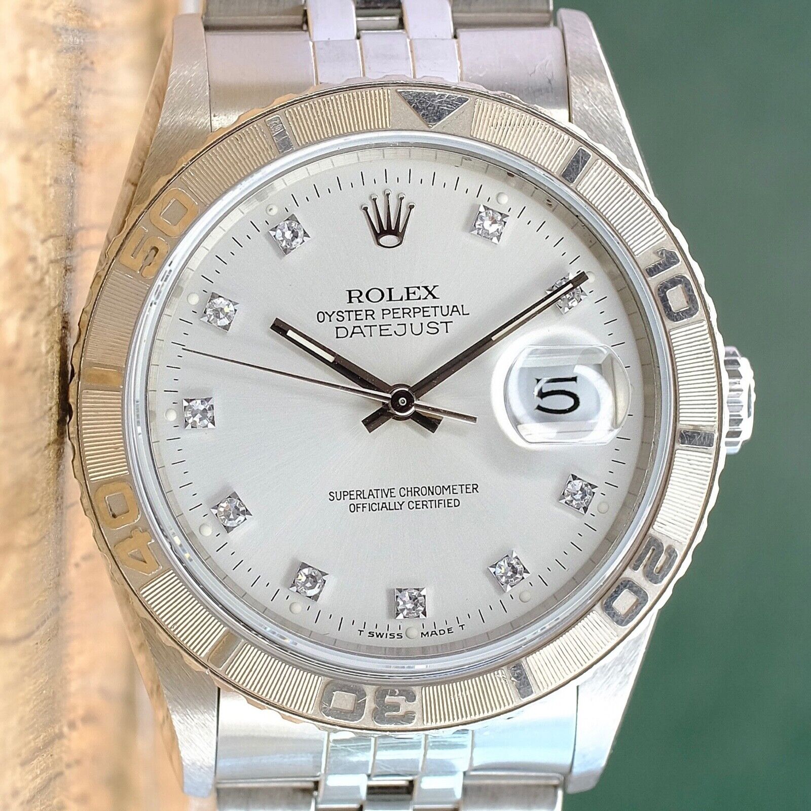 ROLEX DATEJUST SILVER DIAMOND DIAL STEEL JUBILEE WATCH 16264 - Luxuriant Concierge