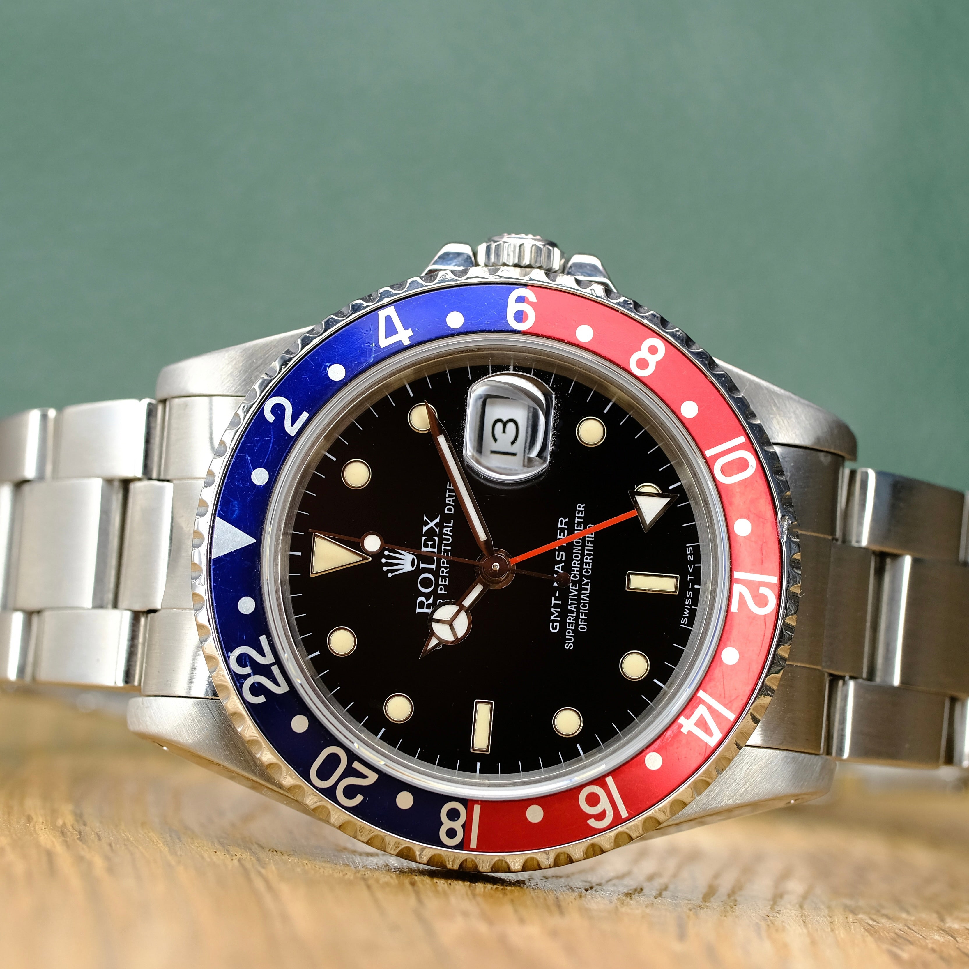 Rolex GMT-Master II Black Dial "PEPSI" Oyster Band 16700 - Luxuriant Concierge