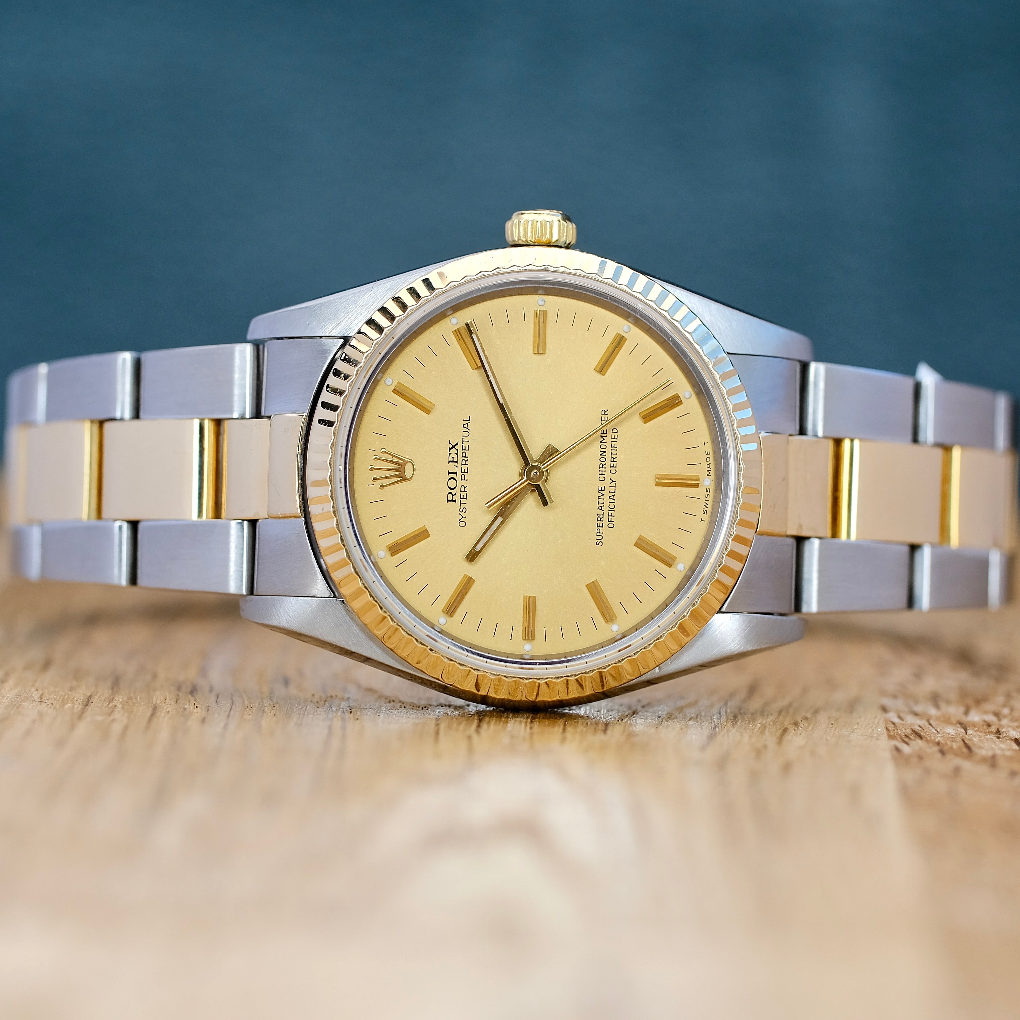 ROLEX OYSTER PERPETUAL CHAMPAGNE INDEX OYSTER BAND 14233 - Luxuriant Concierge