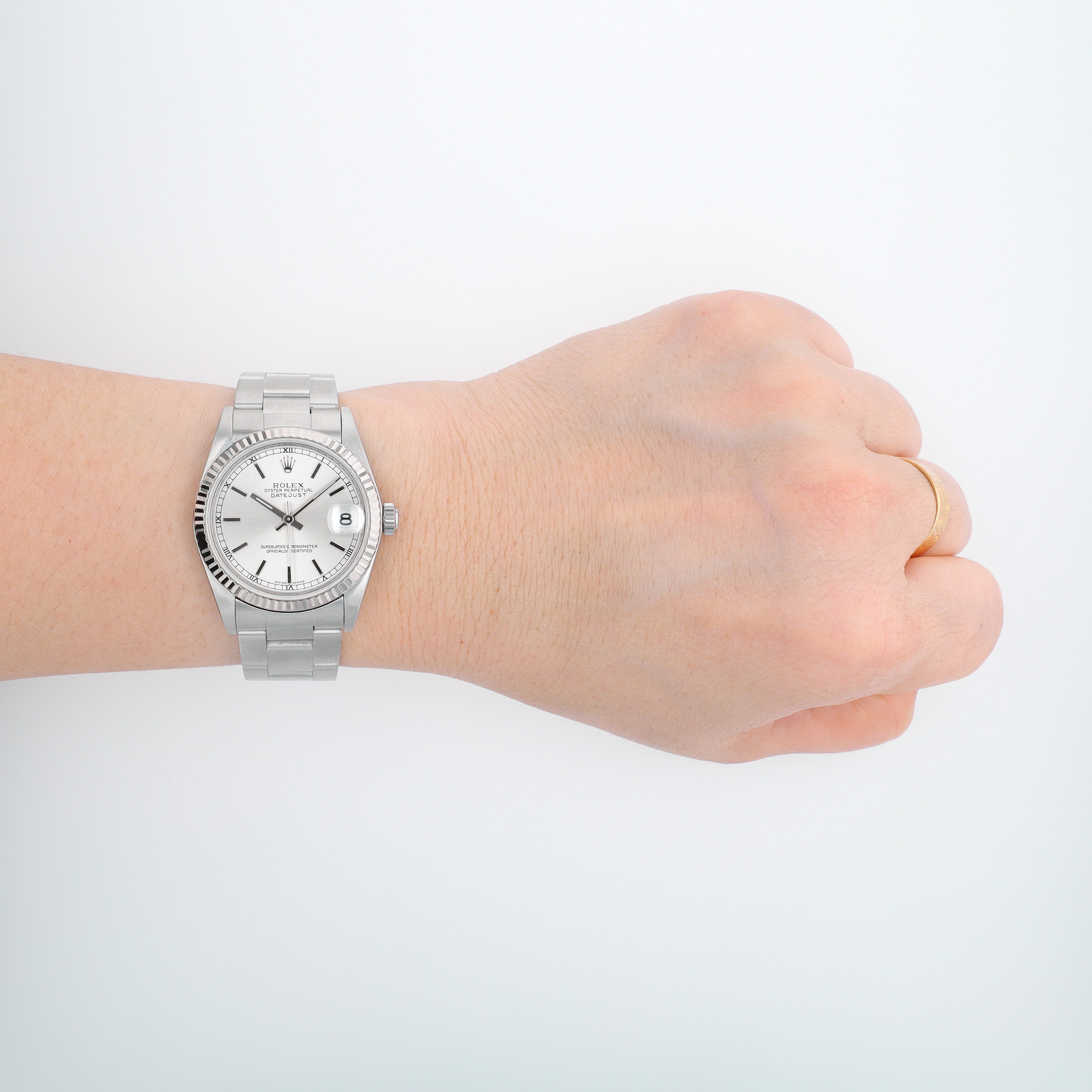 B&P Rolex Datejust 78240 31mm Silver Index Dial Smooth Bezel Oyster Band - Luxuriant Concierge