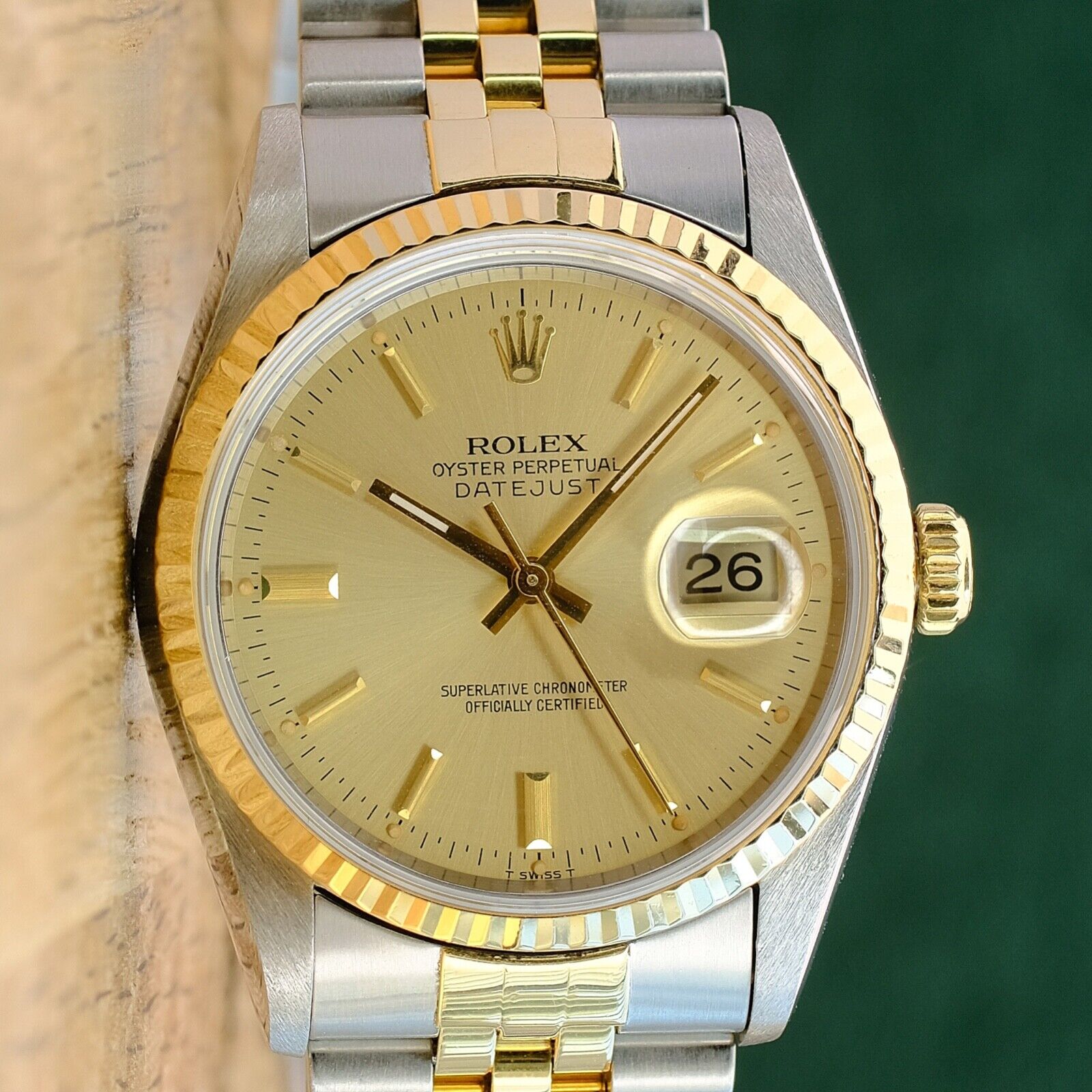 ROLEX DATEJUST CHAMPAGNE DIAL 18K GOLD & STEEL JUBILEE 16233 BOX&PAPER - Luxuriant Concierge