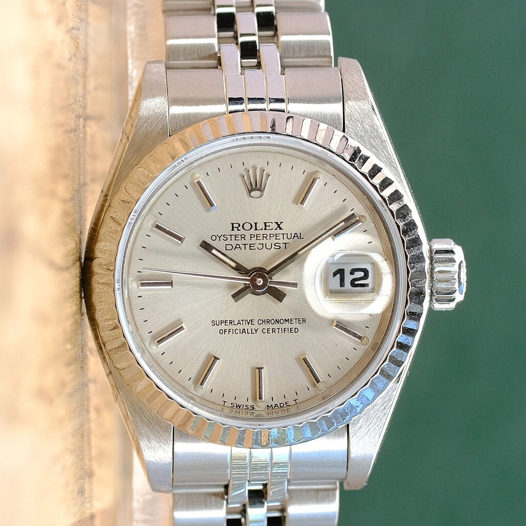 ROLEX DATEJUST SILVER INDEX DIAL STEEL JUBILEE WATCH 69174 BOX&PAPER - Luxuriant Concierge