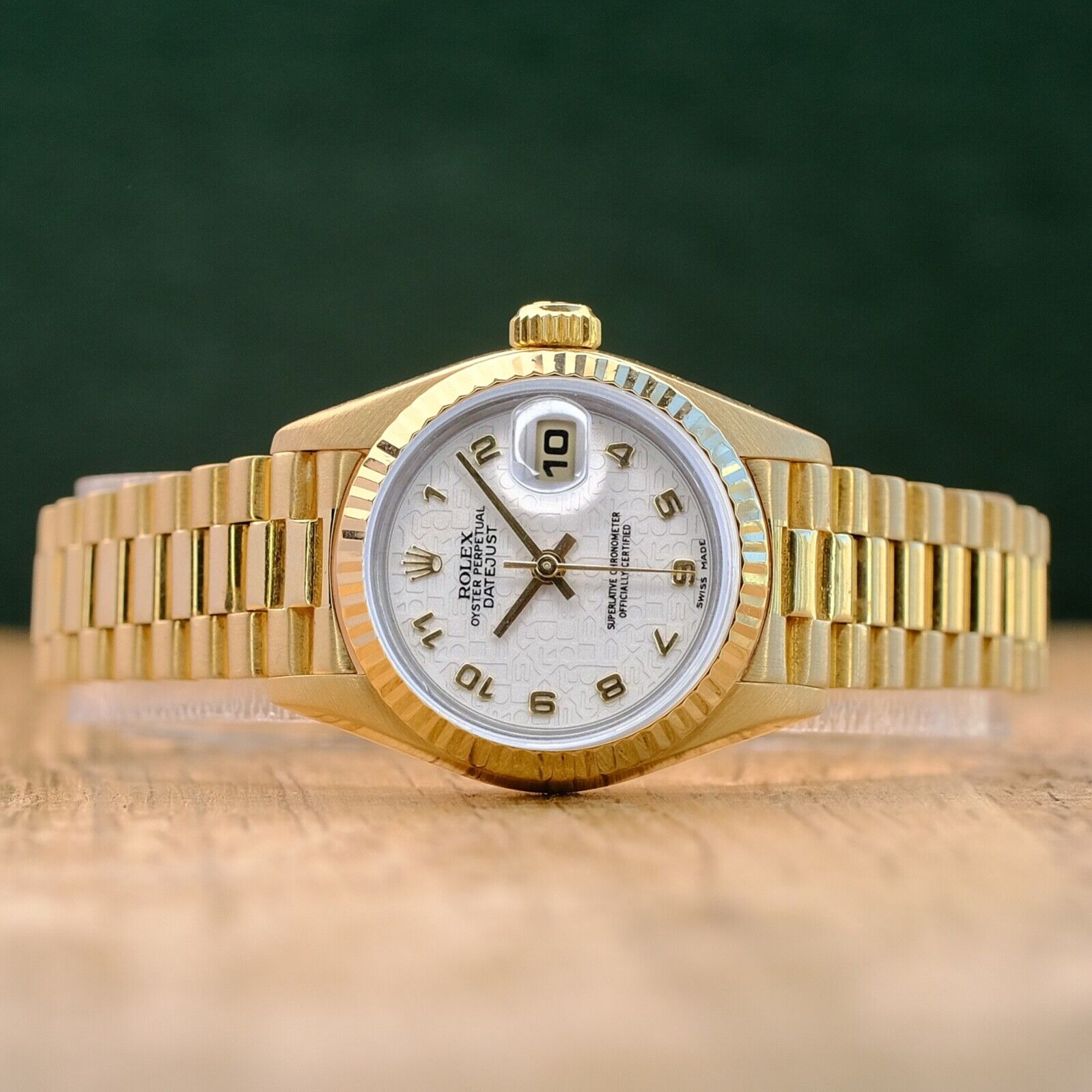 ROLEX DATEJUST CREAM JUBILEE DIAL 18K YELLOW GOLD PRESIDENT 69178 BOX&PAPER - Luxuriant Concierge