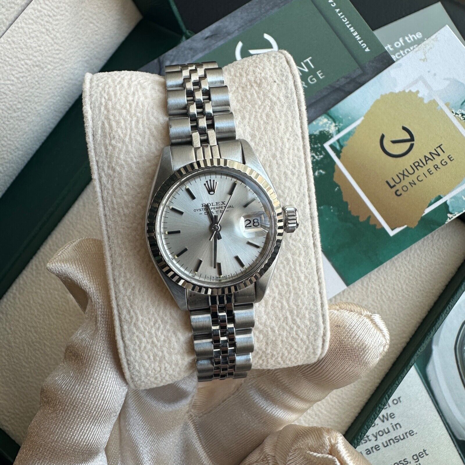 ROLEX DATEJUST SILVER INDEX DIAL STEEL JUBILEE WATCH 6917 BOX&PAPER - Luxuriant Concierge