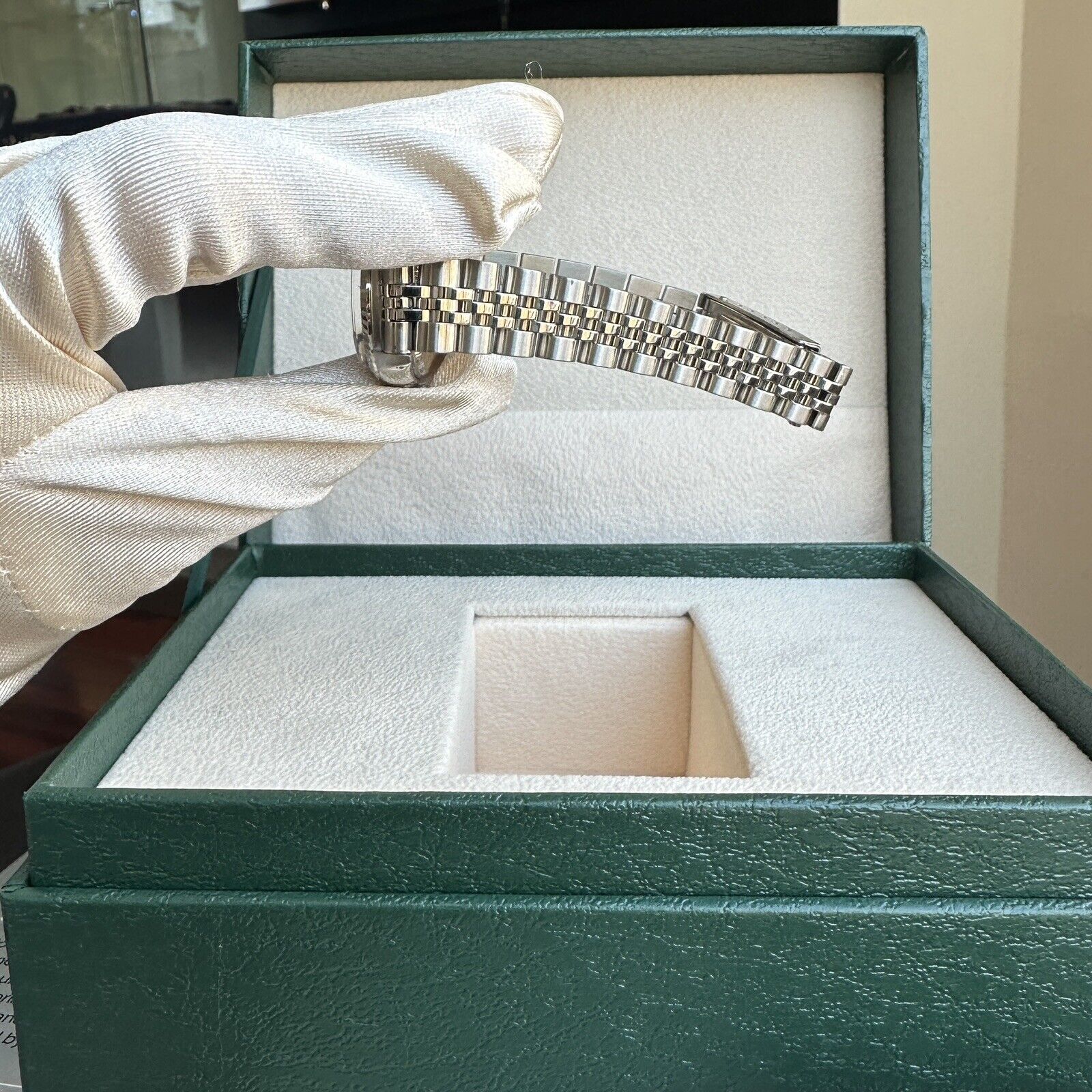 ROLEX DATEJUST SILVER INDEX DIAL STEEL JUBILEE WATCH 6917 BOX&PAPER - Luxuriant Concierge