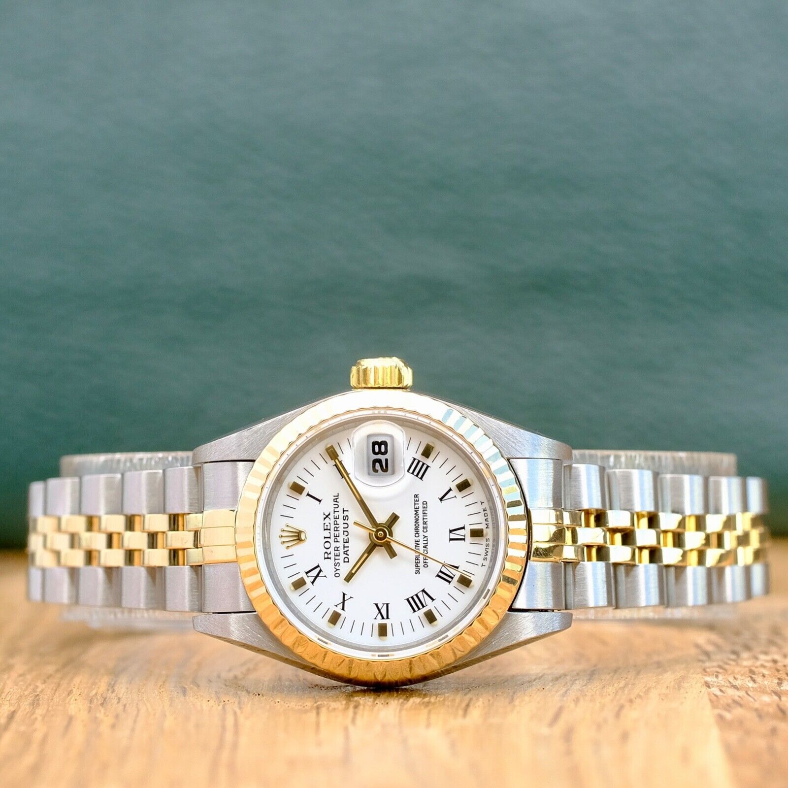 ROLEX DATEJUST WHITE INDEX DIAL 18K GOLD & STEEL JUBILEE WATCH 69173 - Luxuriant Concierge