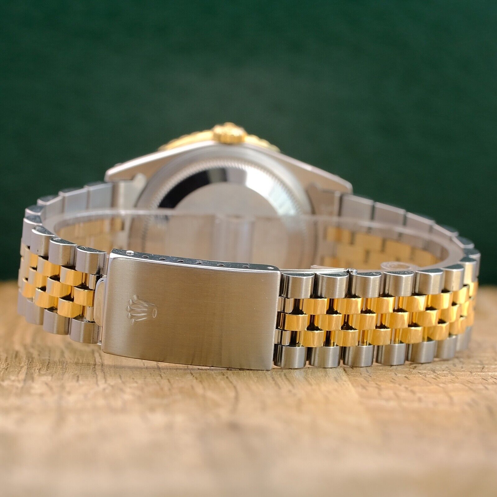 ROLEX DATEJUST CHAMPAGNE INDEX DIAL 18K GOLD & STEEL JUBILEE 16263 - Luxuriant Concierge