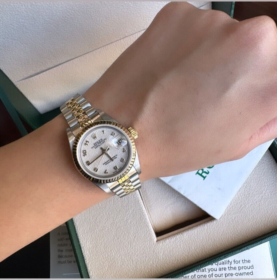 ROLEX DATEJUST CREAM JUBILEE ARABIC DIAL GOLD & STEEL JUBILEE WATCH 69173 - Luxuriant Concierge