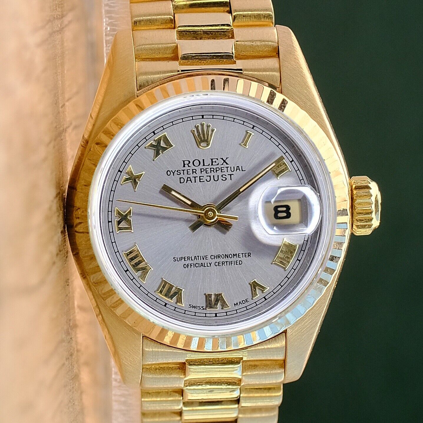 ROLEX DATEJUST GRAY ROMAN DIAL 18K YELLOW GOLD PRESIDENT 69178 - Luxuriant Concierge