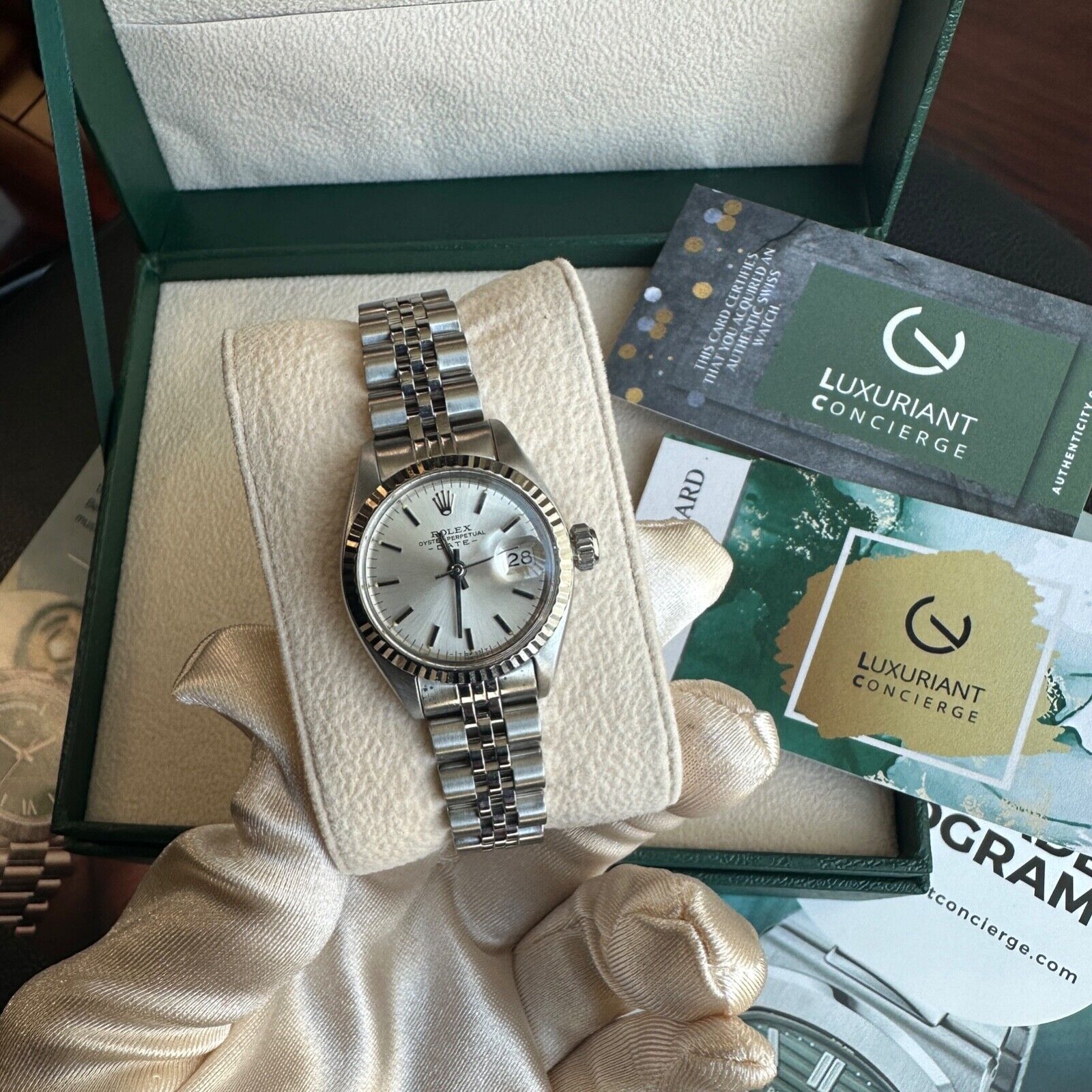 ROLEX DATEJUST SILVER INDEX DIAL STEEL JUBILEE WATCH 6917 BOX&PAPER - Luxuriant Concierge