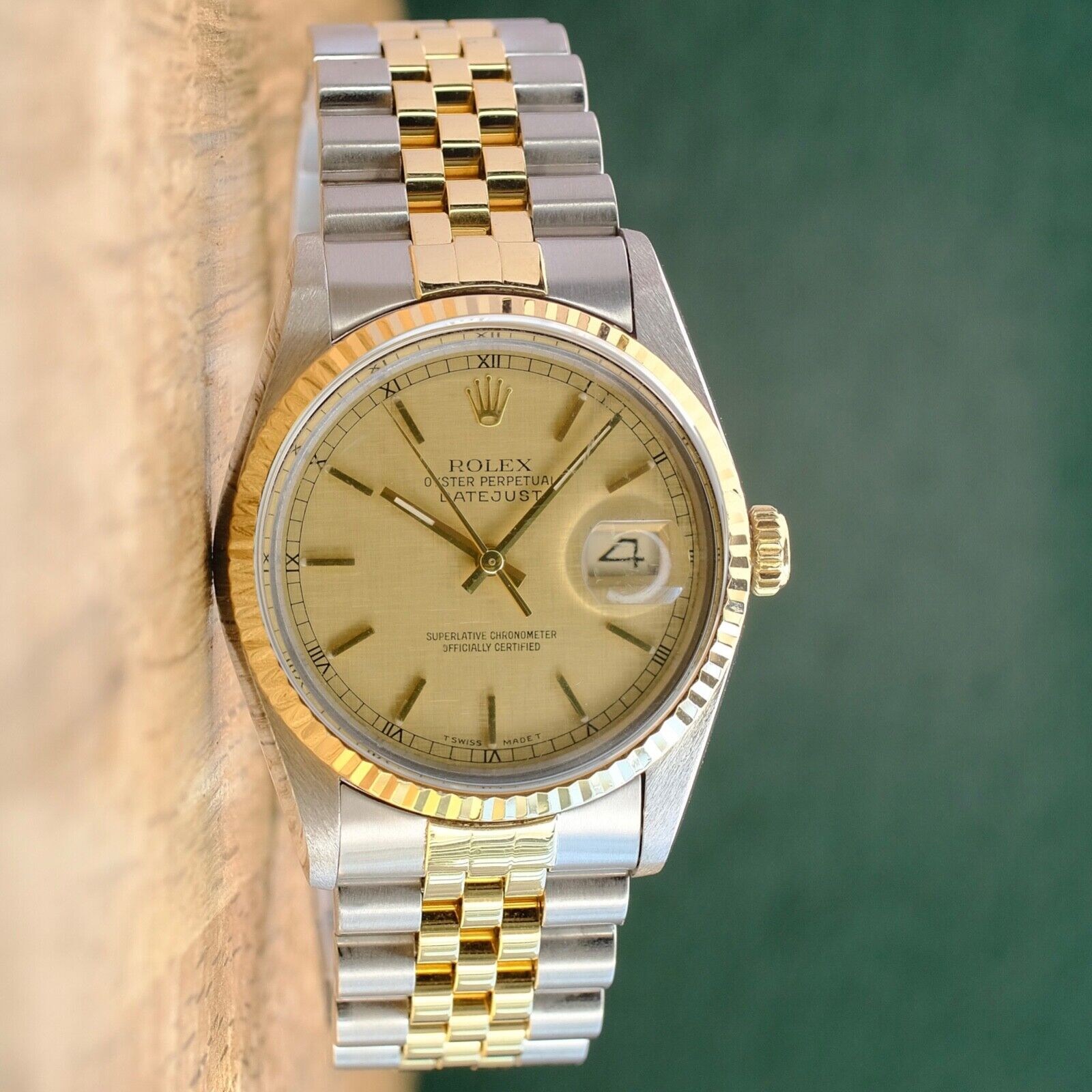 ROLEX DATEJUST CHAMPAGNE INDEX DIAL 18K GOLD & STEEL JUBILEE 16233 - Luxuriant Concierge