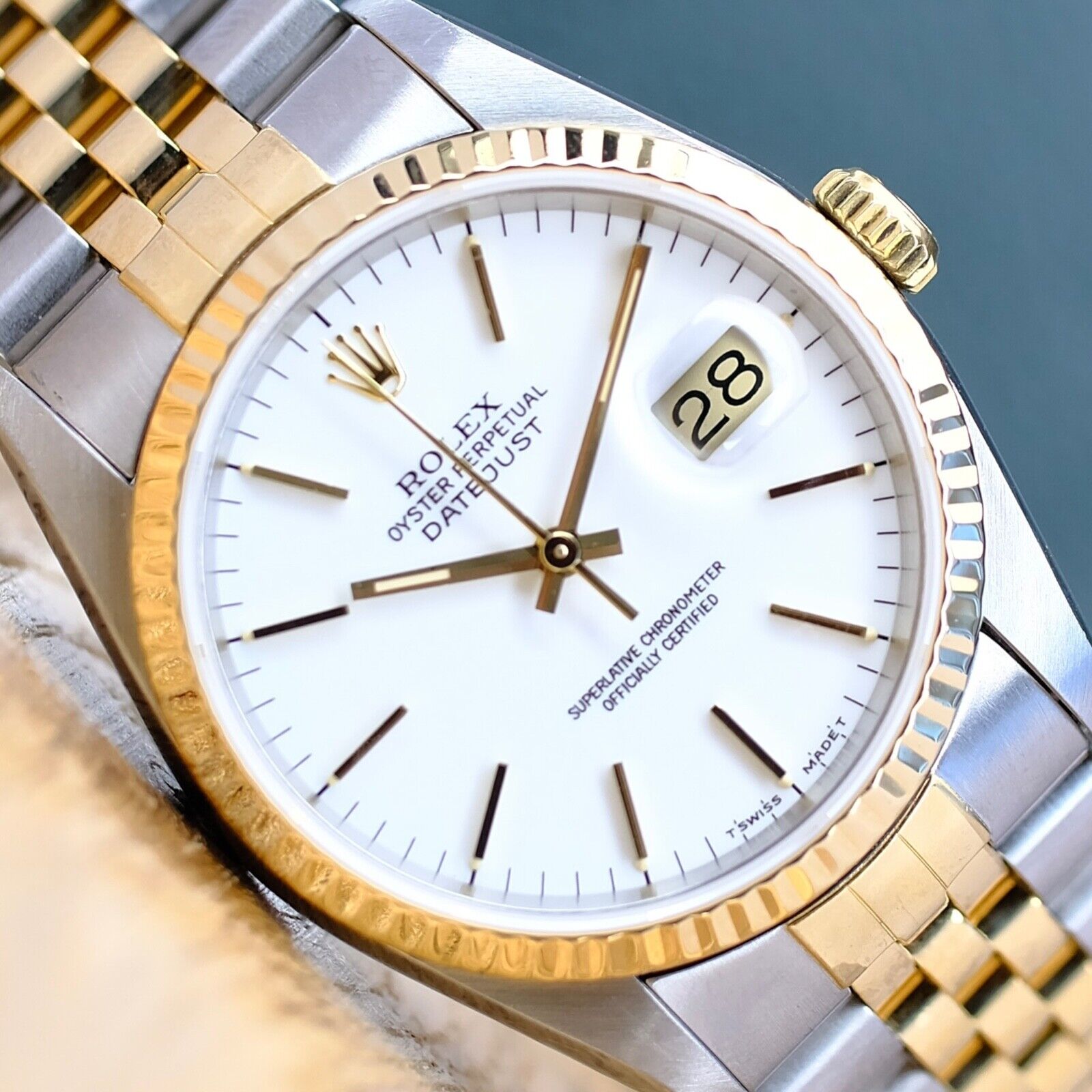 ROLEX DATEJUST WHITE INDEX DIAL 18K GOLD & STEEL JUBILEE 16233 BOX&PAPER - Luxuriant Concierge