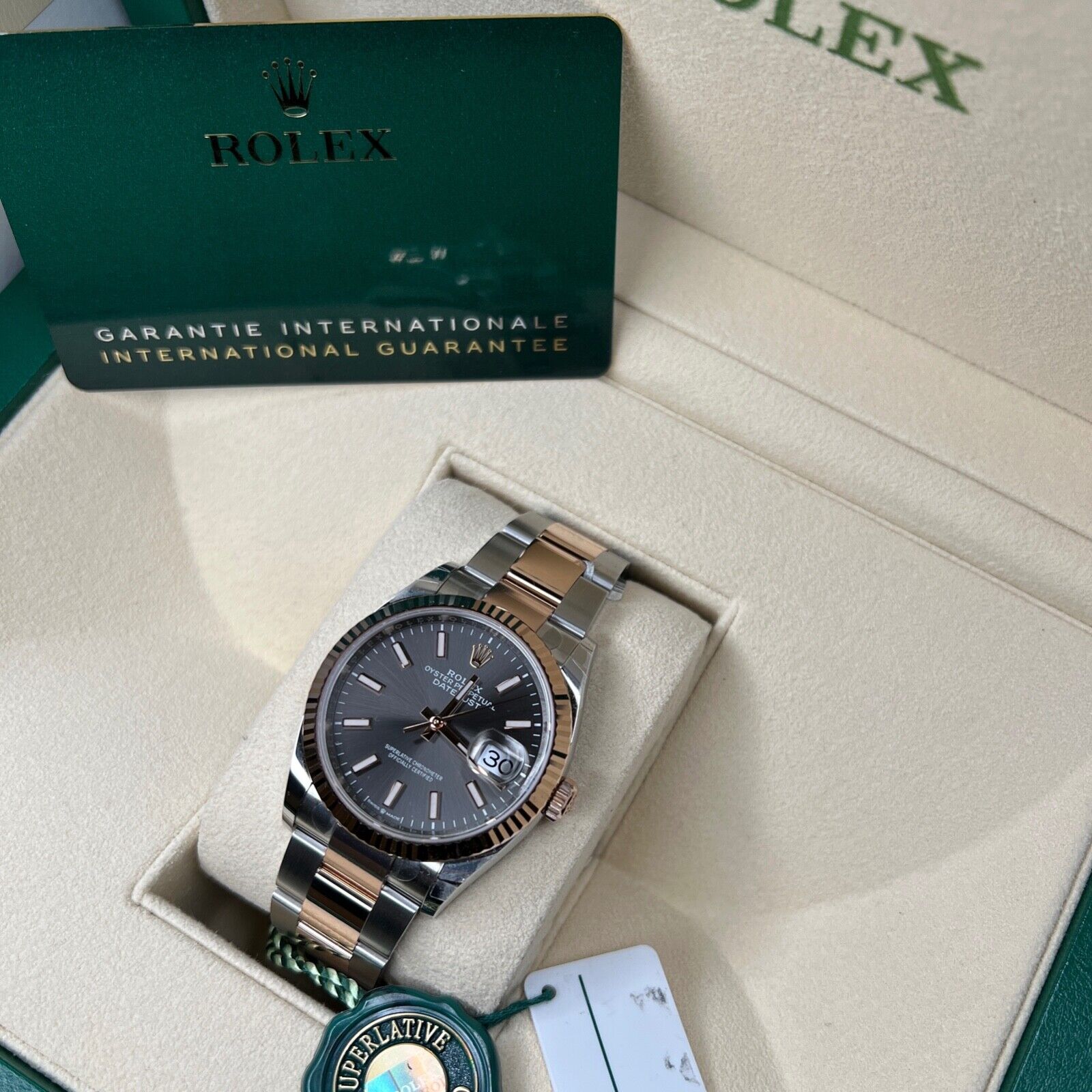 ROLEX DATEJUST GREY INDEX DIAL 18K GOLD & STEEL JUBILEE 126231 - Luxuriant Concierge