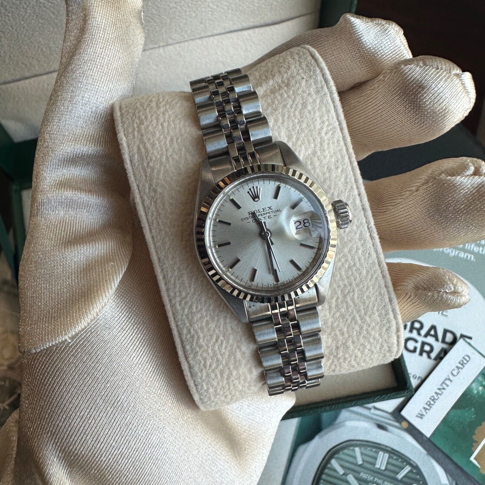 ROLEX DATEJUST SILVER INDEX DIAL STEEL JUBILEE WATCH 6917 BOX&PAPER - Luxuriant Concierge