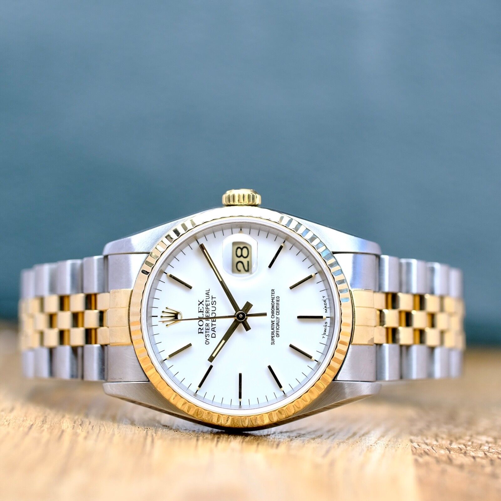 ROLEX DATEJUST WHITE INDEX DIAL 18K GOLD & STEEL JUBILEE 16233 BOX&PAPER - Luxuriant Concierge