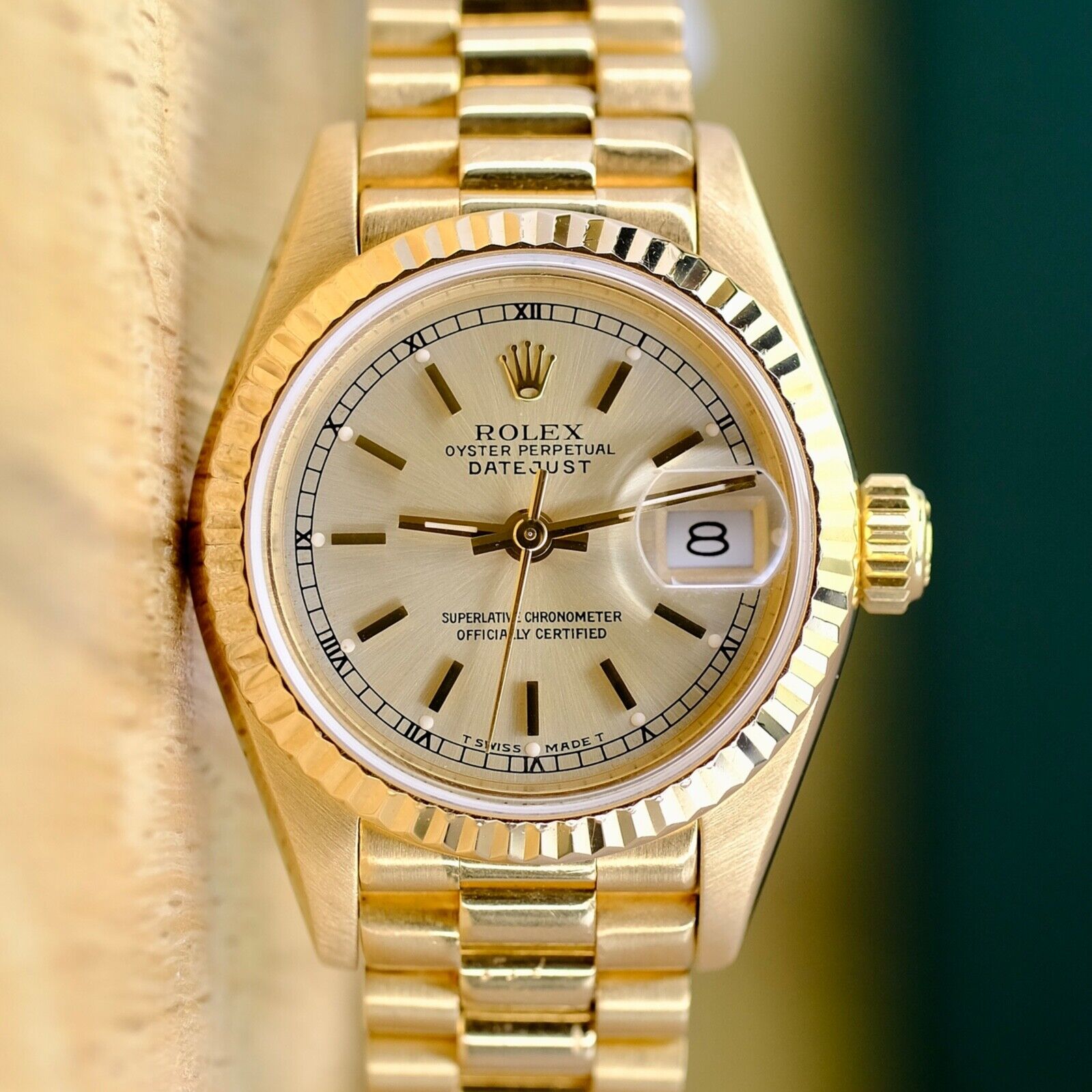 ROLEX DATEJUST CHAMPAGNE INDEX DIAL 18K YELLOW GOLD PRESIDENT 69178 - Luxuriant Concierge