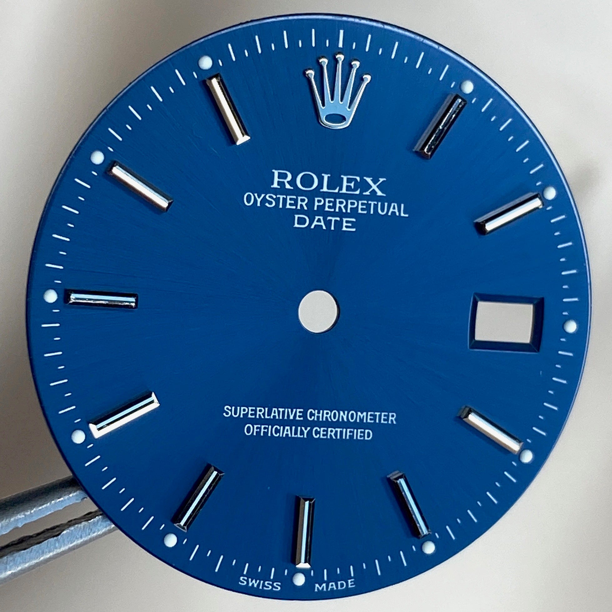 Rolex Date Blue Index Dial - luxuriantconcierge