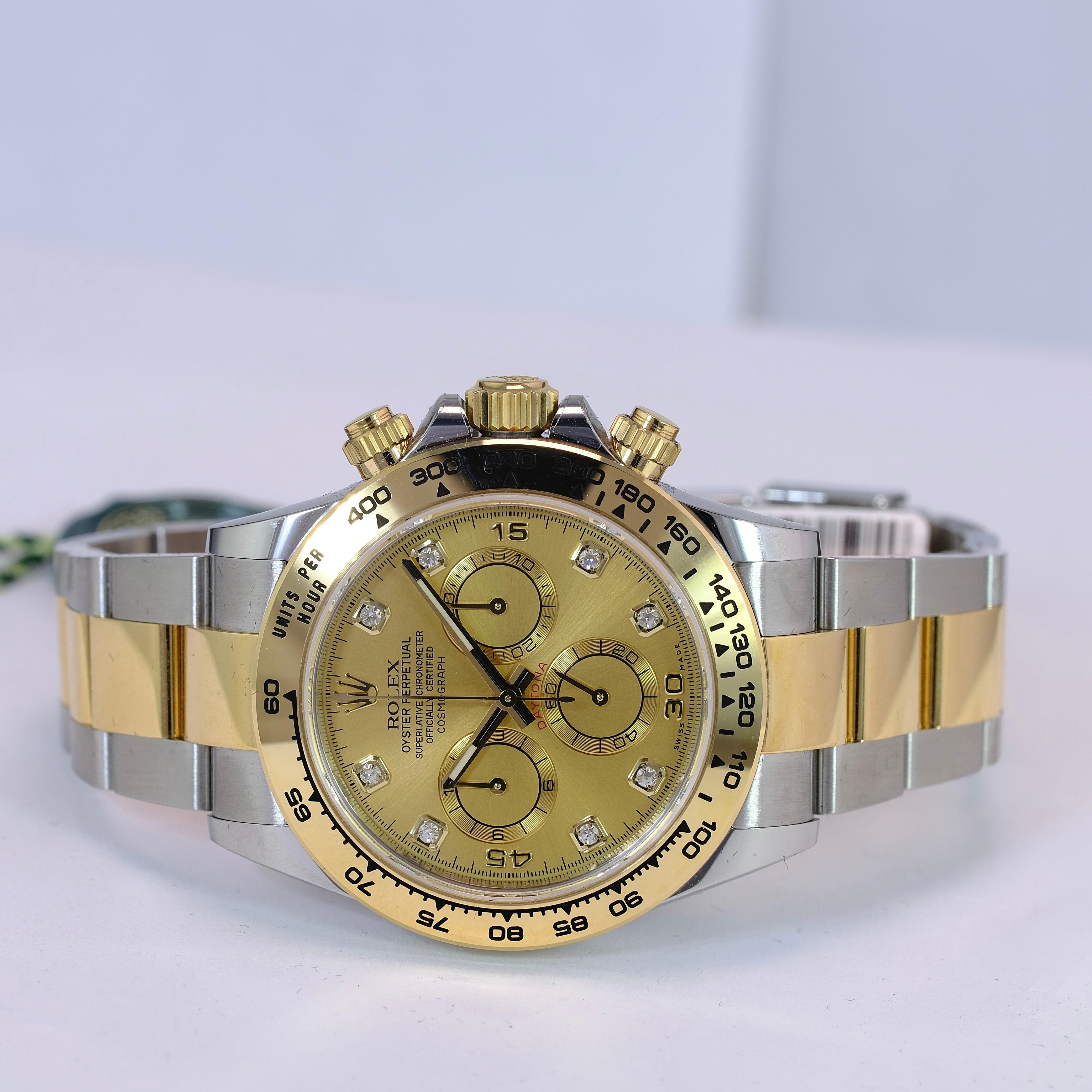 Rolex Daytona Champagne Diamond Oyster Band 116503 - luxuriantconcierge