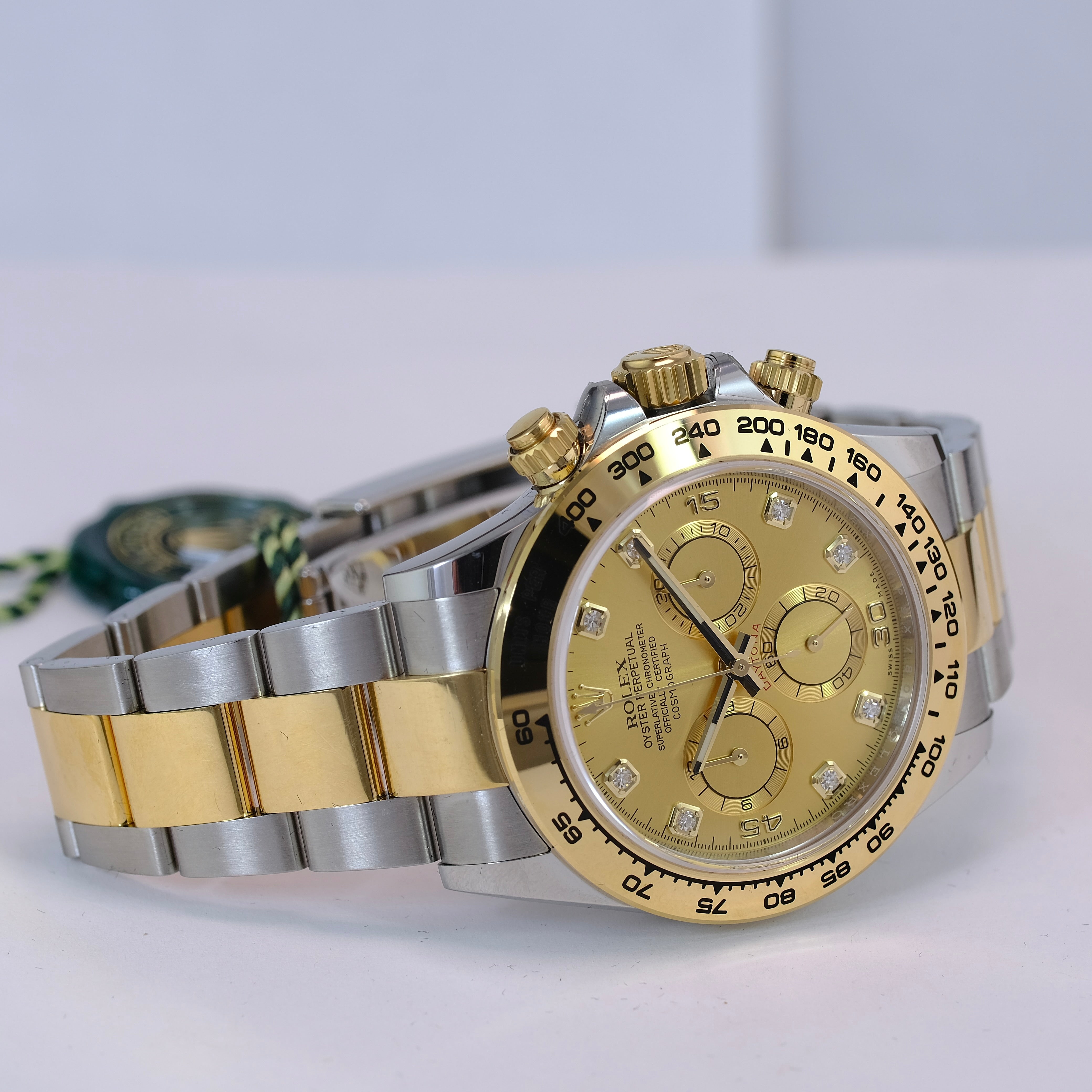 Rolex Daytona Champagne Diamond Oyster Band 116503 - luxuriantconcierge