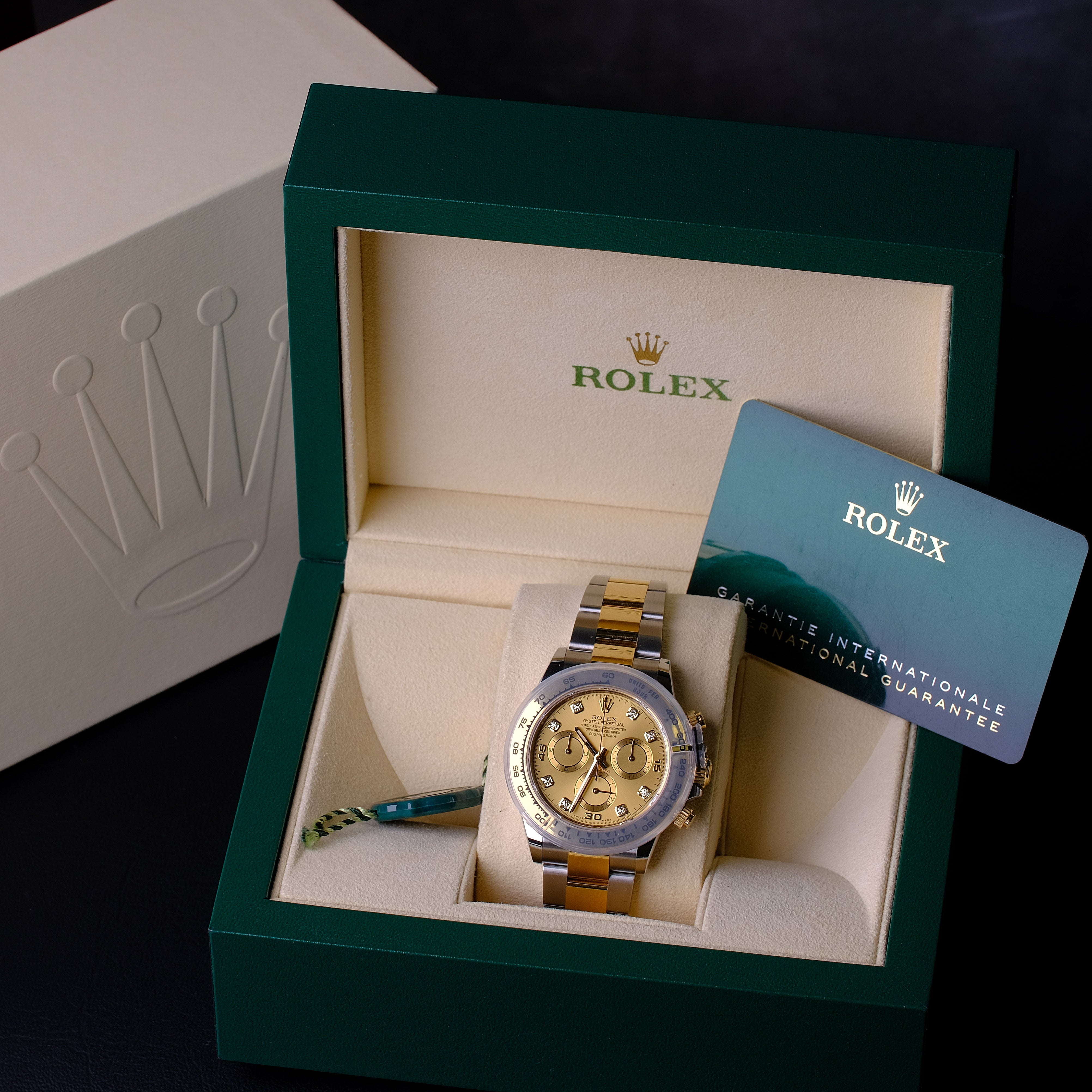 Rolex Daytona Champagne Diamond Oyster Band 116503 - luxuriantconcierge