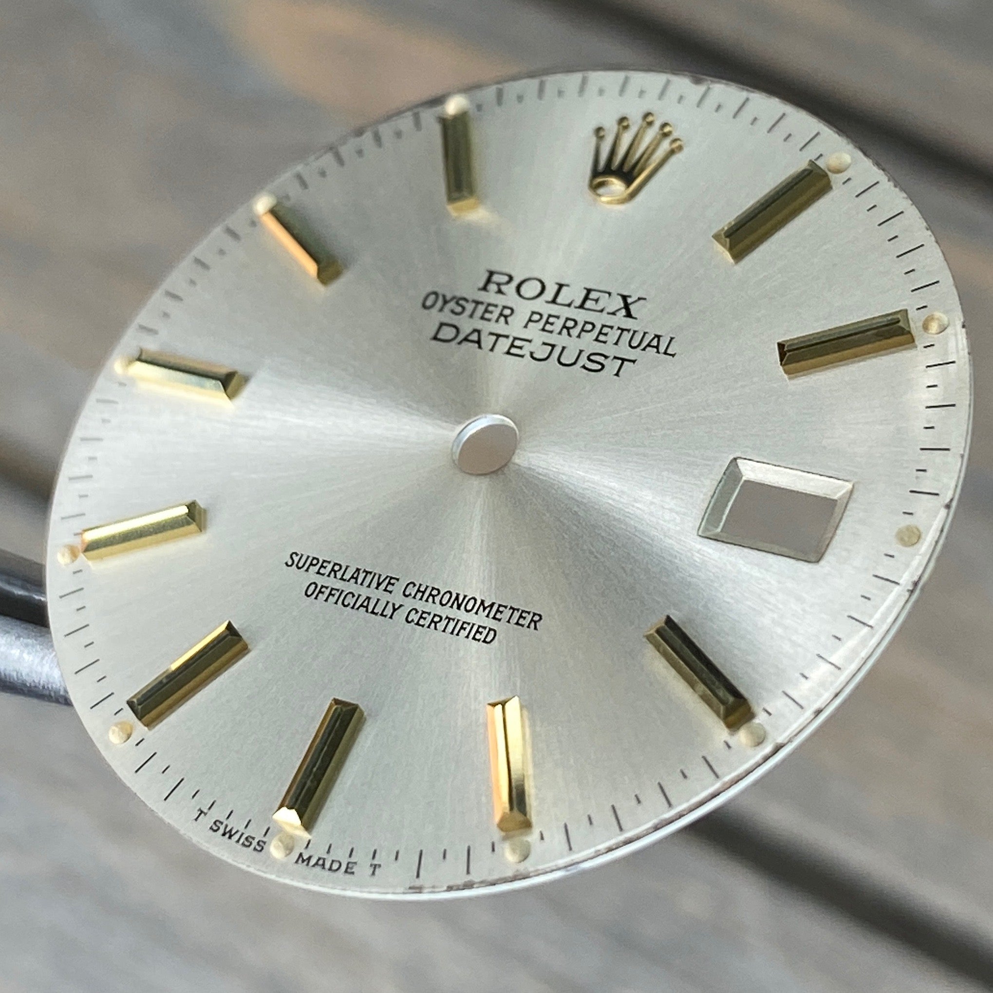Rolex Datejust Silver Index Dial - luxuriantconcierge