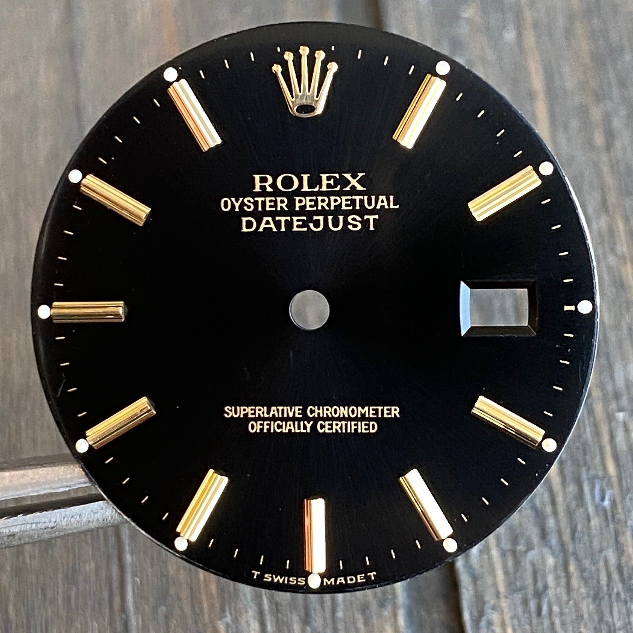 Original Rolex Datejust Black Index Dial 36mm Two-Tone - Quickset Movement - luxuriantconcierge