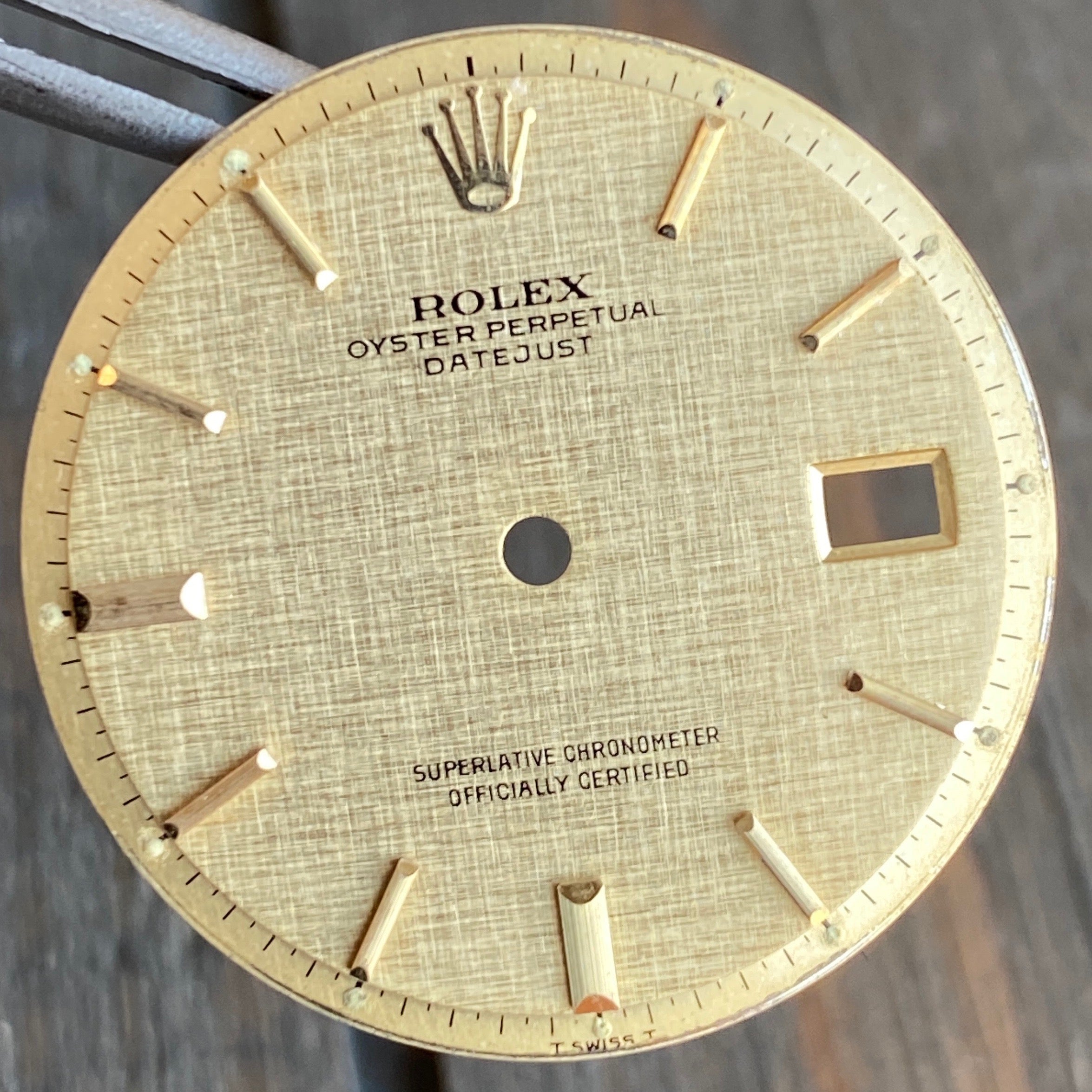 Rolex Datejust Champagne Linen Pie-Pan Dial - luxuriantconcierge