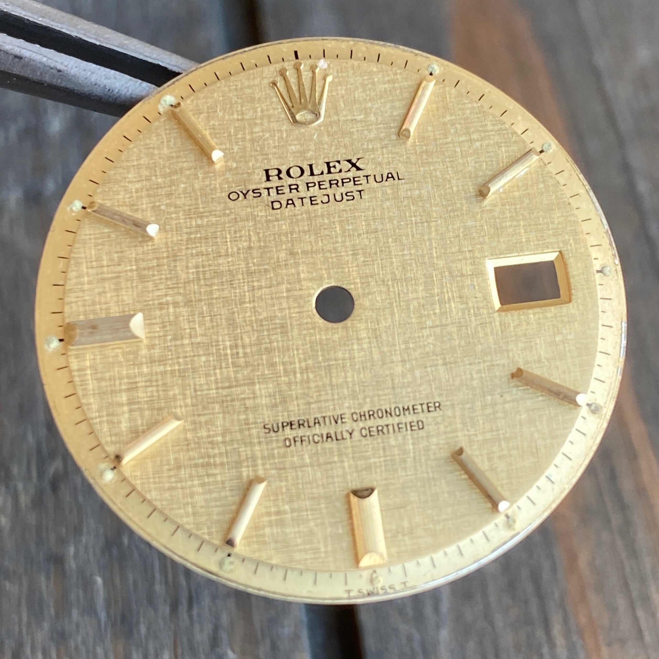 Rolex Datejust Champagne Linen Pie-Pan Dial - luxuriantconcierge