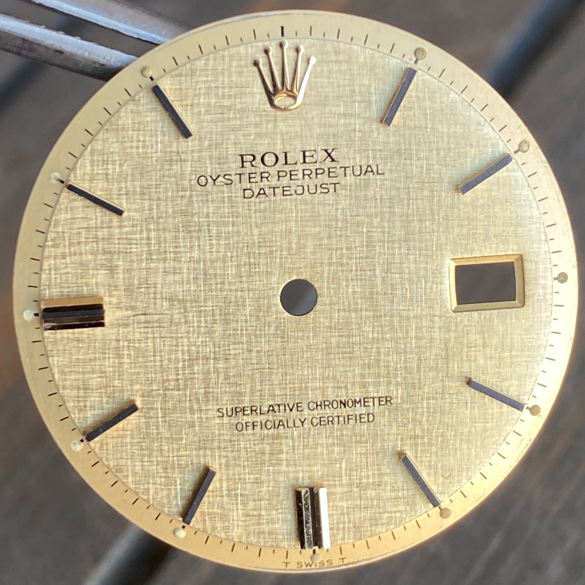 Rolex Datejust Champagne Linen Pie-Pan Dial - luxuriantconcierge