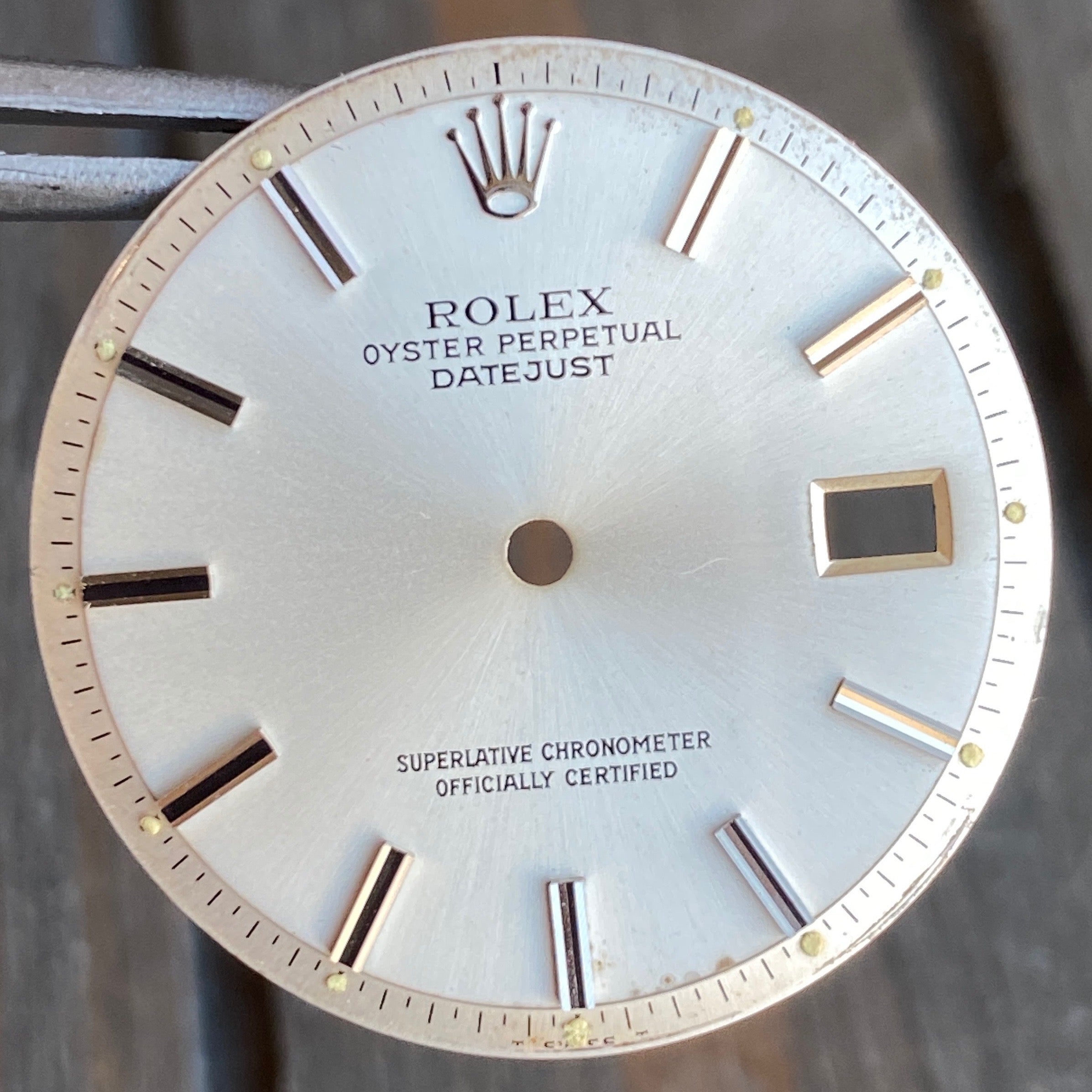Original Rolex Datejust Silver Index Pie-Pan Dial - luxuriantconcierge