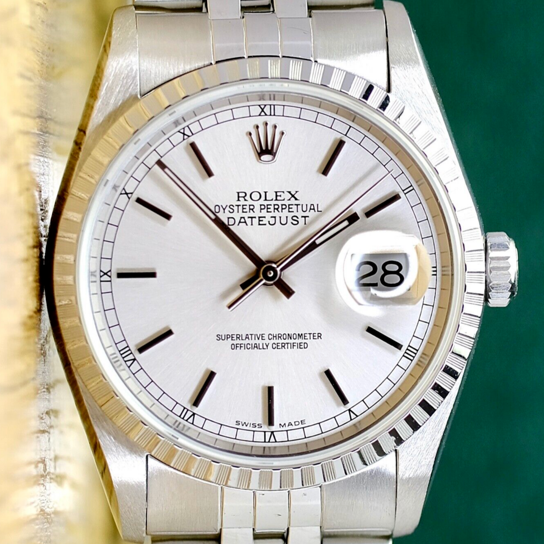 Rolex Mens Datejust SS Silver Index Dial Engine-turned Bezel 16220 Watch - luxuriantconcierge