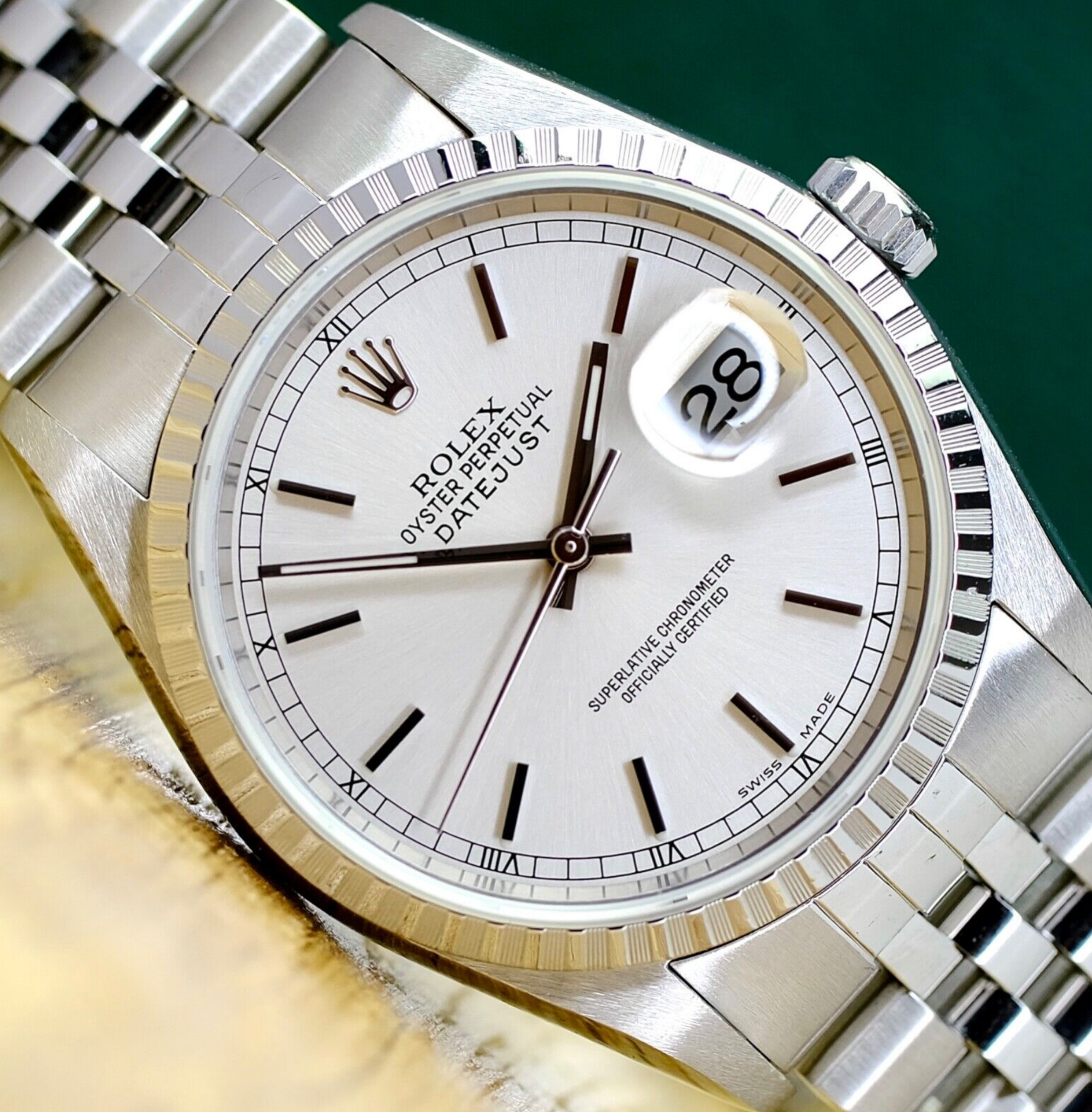 Rolex Mens Datejust SS Silver Index Dial Engine-turned Bezel 16220 Watch - luxuriantconcierge