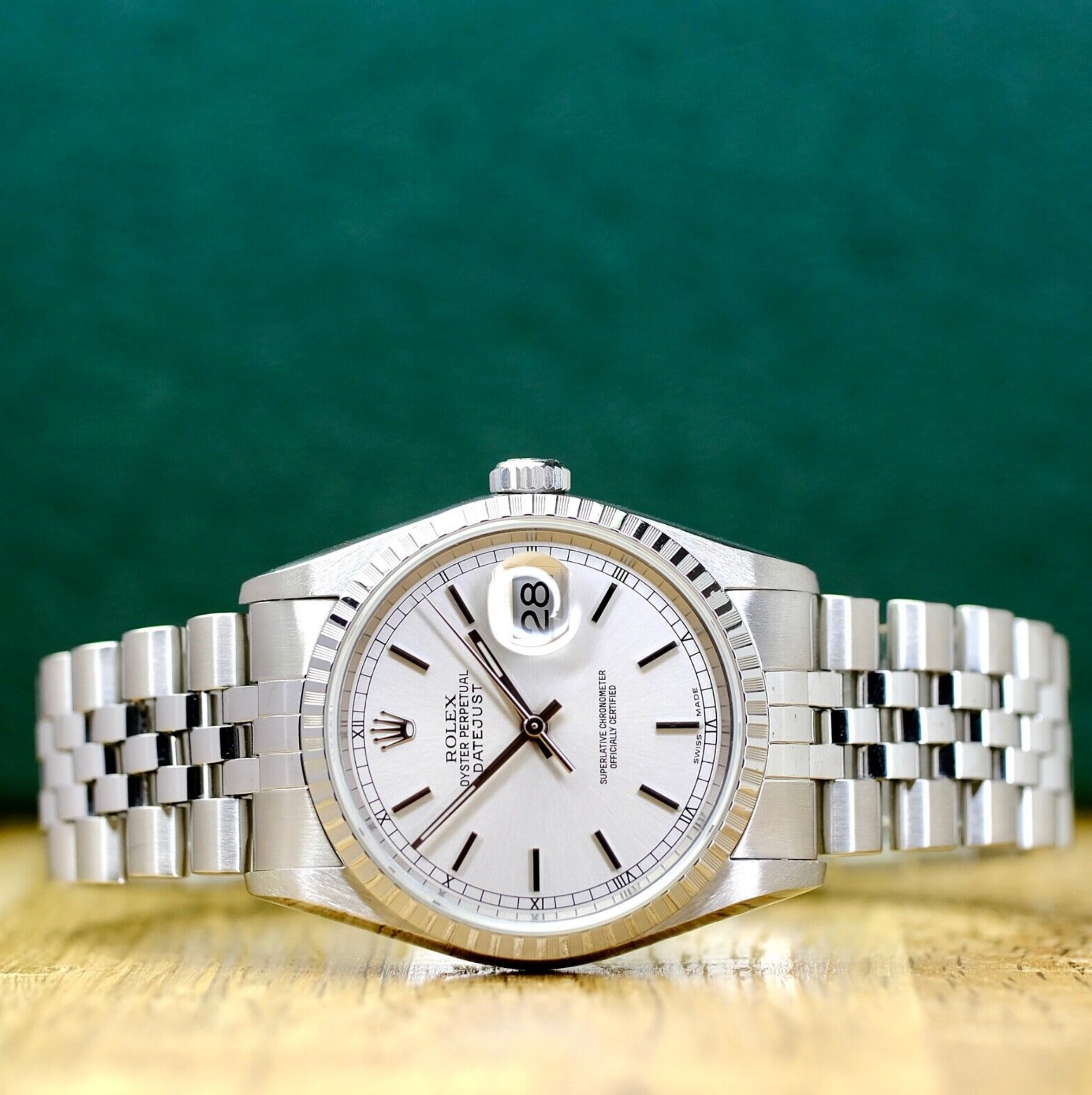 Rolex Mens Datejust SS Silver Index Dial Engine-turned Bezel 16220 Watch - luxuriantconcierge