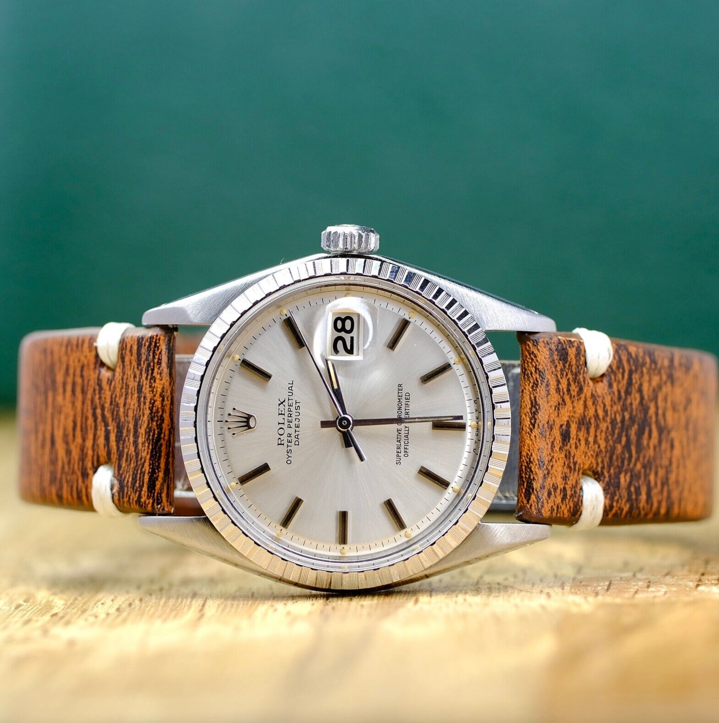 Rolex Mens Datejust SS Silver Index Dial Leather Strap Engine-Turned 1601 Watch - luxuriantconcierge