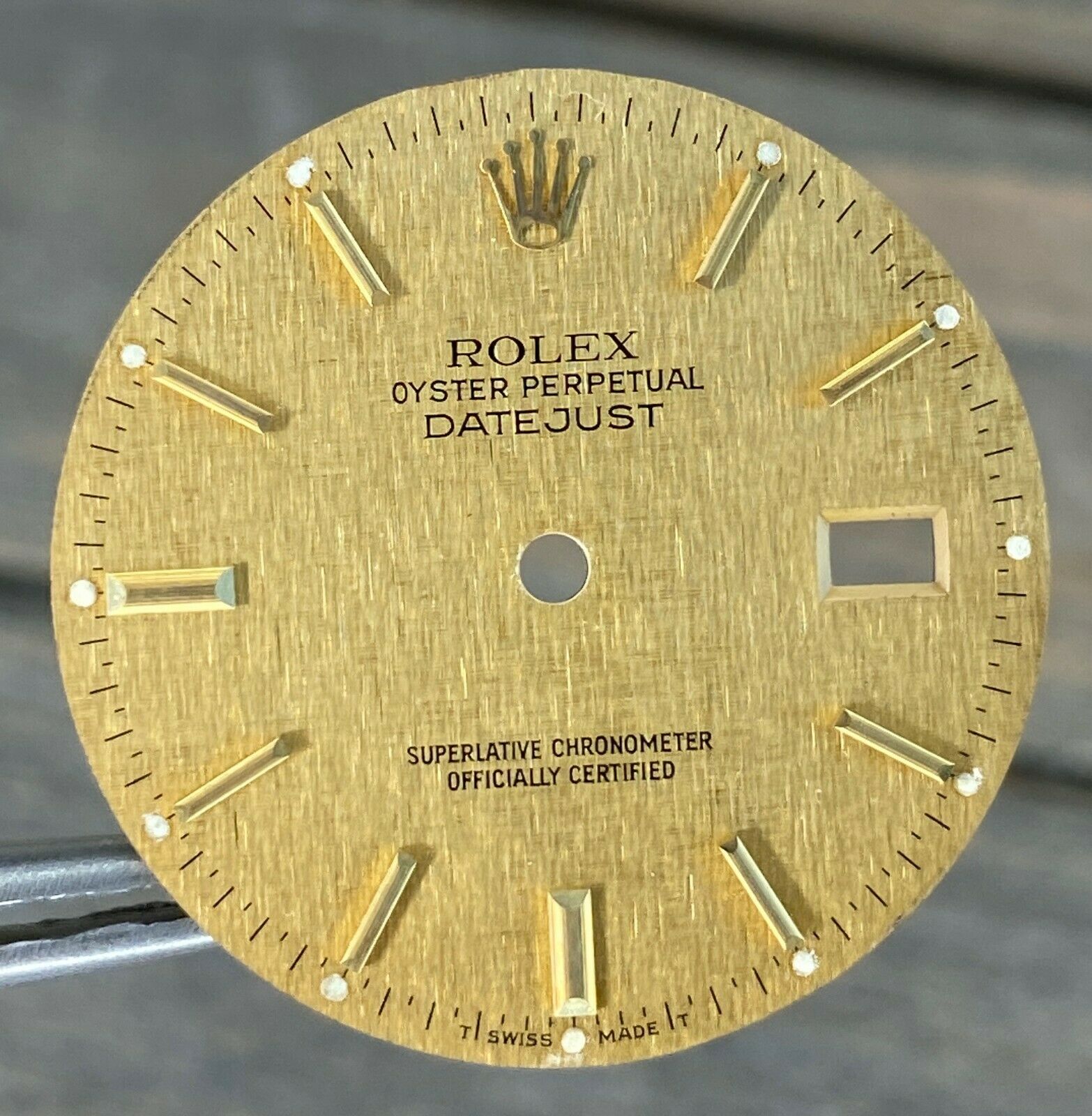 Original Rolex Champagne Linen Dial Index Marker w/ 6 & 9 Fat Marker Dial - luxuriantconcierge